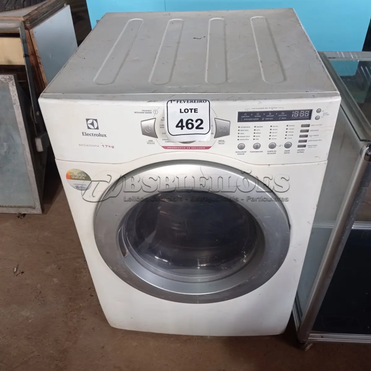 LOTE 462 - 01 SECADORA ELECTROLUX 17KG. (NO ESTADO) ATENÇÃO! FAZER A VISITAÇÃO ANTES DE ARREMATAR, NÃO SABEMOS SE FUNCIONA. LEILÃO NÃO TEM GARANTIA E NEM DEVOLUÇÃO, SUJEITO A POSSÍVEIS AVARIAS VISÍVEIS/OCULTAS E/OU AUSÊNCIA DE COMPONENTES.