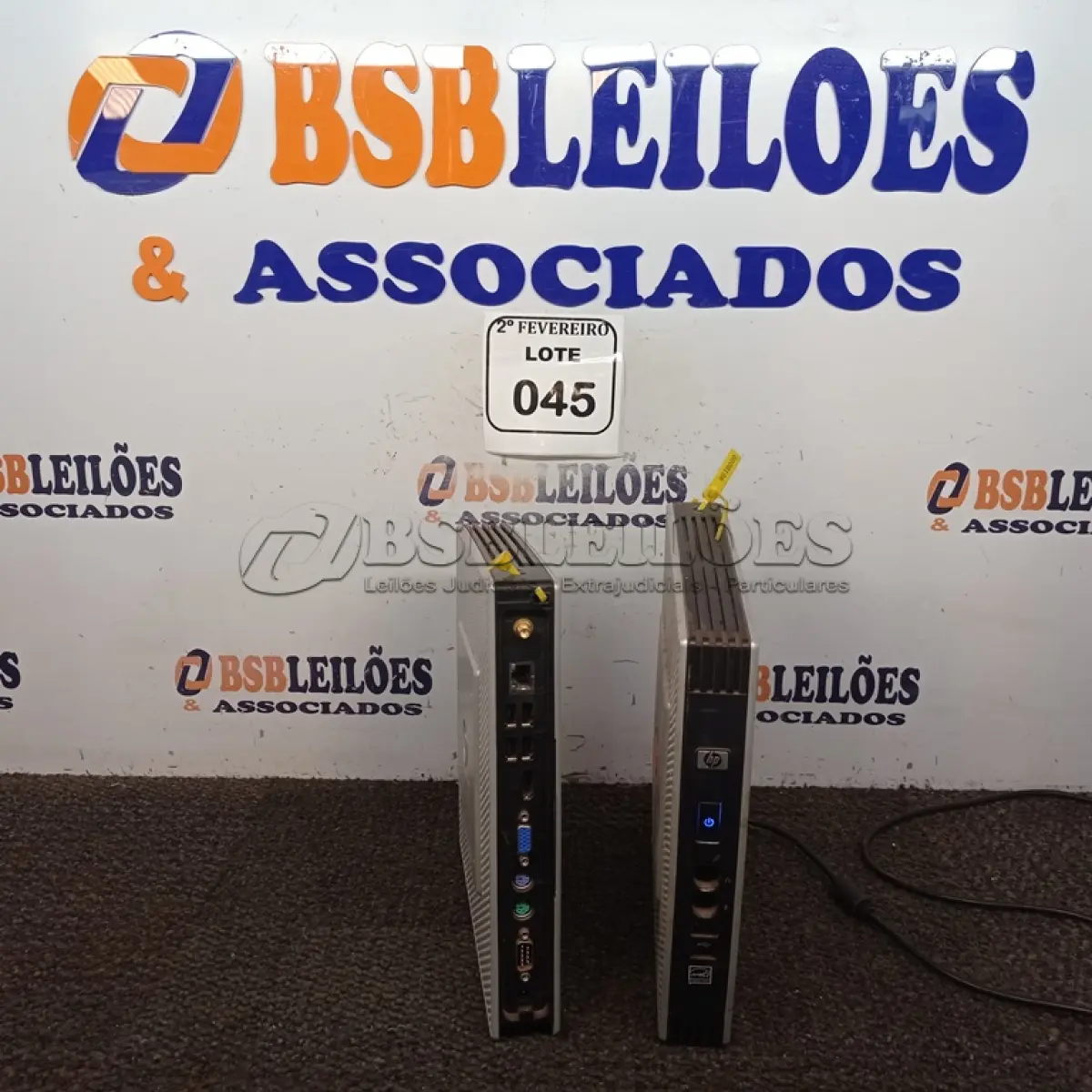 LOTE 045 - 02 CPU’S MARCA HP SEM CABO. (NO ESTADO) ATENÇÃO! FAZER A VISITAÇÃO ANTES DE ARREMATAR, NÃO SABEMOS SE FUNCIONA. LEILÃO NÃO TEM GARANTIA E NEM DEVOLUÇÃO, SUJEITO A POSSÍVEIS AVARIAS VISÍVEIS/OCULTAS E/OU AUSÊNCIA DE COMPONENTES.
