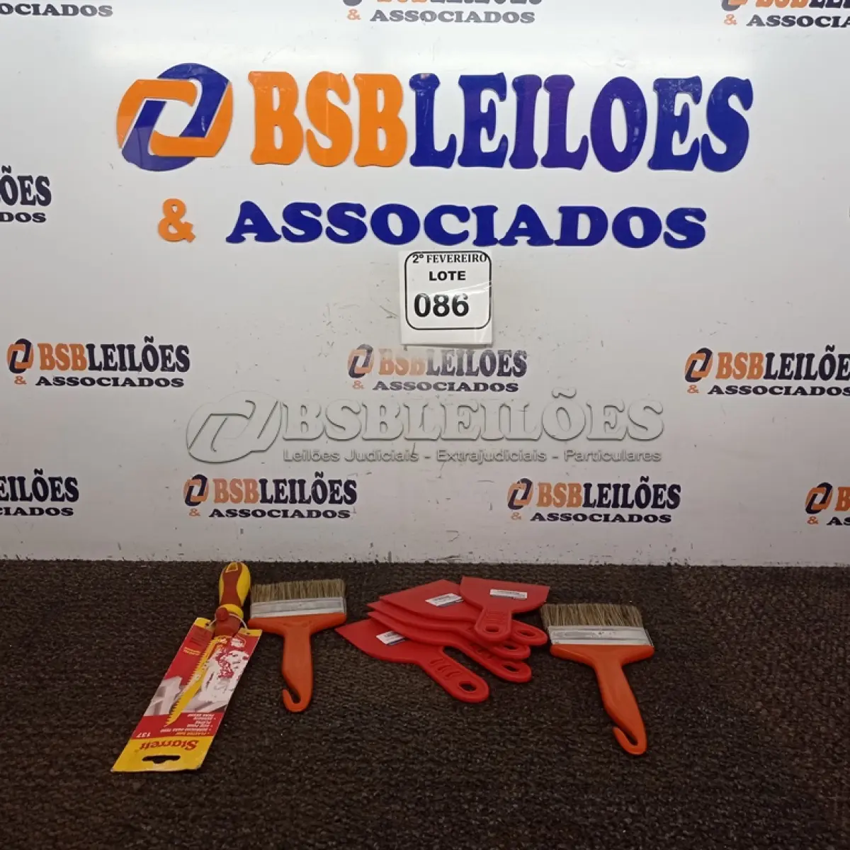 LOTE 086 - 02 PINCÉIS, 01 SERROTE E 05 ESPÁTULAS DE PLÁSTICO P/GESSO MARCAS E MODELOS DIVERSOS (NOVO). (NO ESTADO) ATENÇÃO! FAZER A VISITAÇÃO ANTES DE ARREMATAR, NÃO SABEMOS SE FUNCIONA. LEILÃO NÃO TEM GARANTIA E NEM DEVOLUÇÃO, SUJEITO A POSSÍVEIS AVARIAS VISÍVEIS/OCULTAS E/OU AUSÊNCIA DE COMPONENTES.