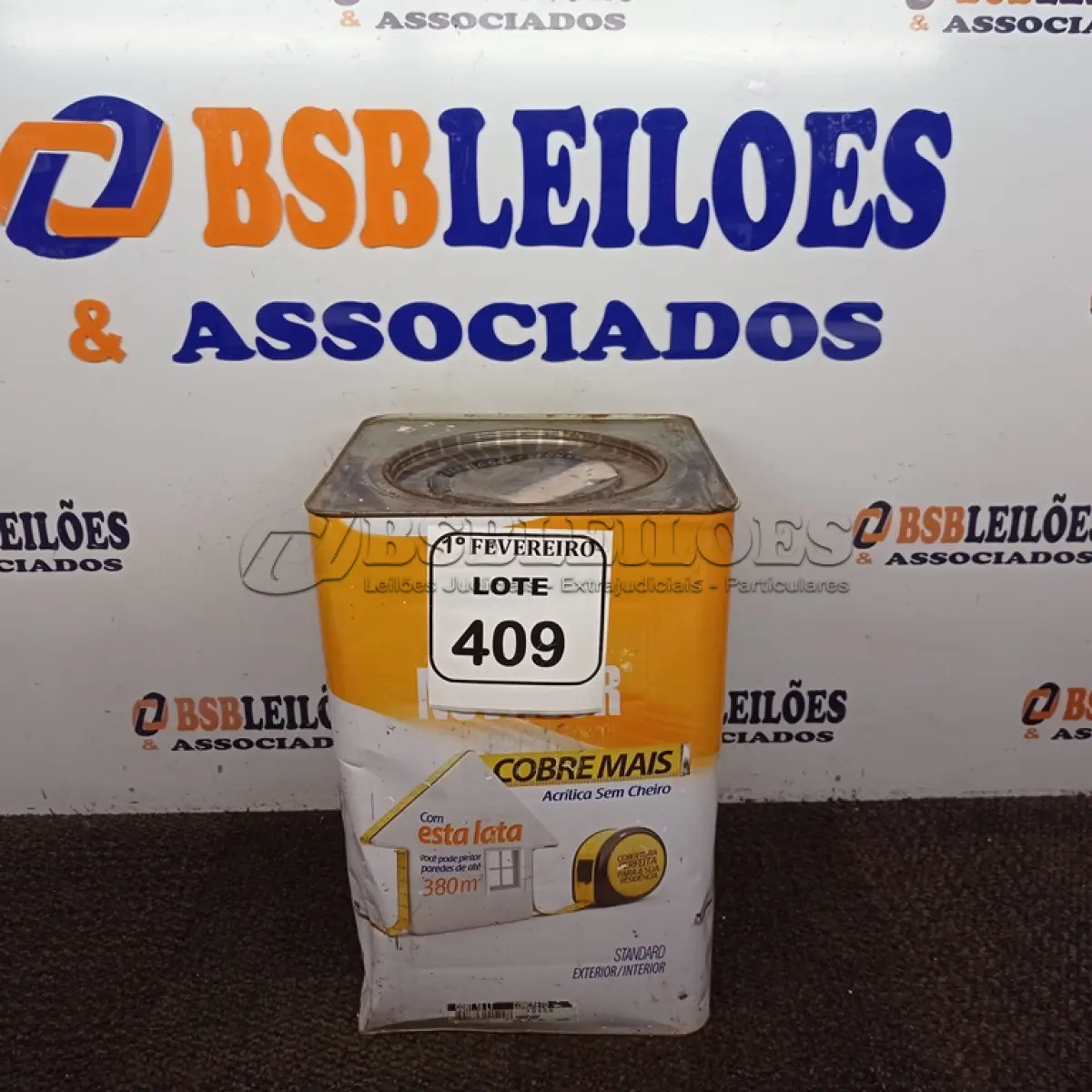 LOTE 409 - 01 LATA DE TINTA SHERWIN WILLIAMS NOVACOR NA COR CONCRETO 18L. (NO ESTADO) ATENÇÃO! FAZER A VISITAÇÃO ANTES DE ARREMATAR, NÃO SABEMOS SE FUNCIONA. LEILÃO NÃO TEM GARANTIA E NEM DEVOLUÇÃO, SUJEITO A POSSÍVEIS AVARIAS VISÍVEIS/OCULTAS E/OU AUSÊNCIA DE COMPONENTES.