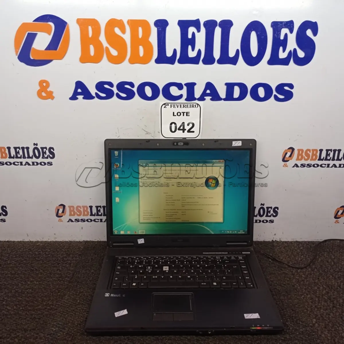 LOTE 042 - 01 NOTEBOOK SEM FONTE MODELO, N8620 T5500 MARCA ITAUTEC. (NO ESTADO) ATENÇÃO! FAZER A VISITAÇÃO ANTES DE ARREMATAR, NÃO SABEMOS SE FUNCIONA. LEILÃO NÃO TEM GARANTIA E NEM DEVOLUÇÃO, SUJEITO A POSSÍVEIS AVARIAS VISÍVEIS/OCULTAS E/OU AUSÊNCIA DE COMPONENTES.