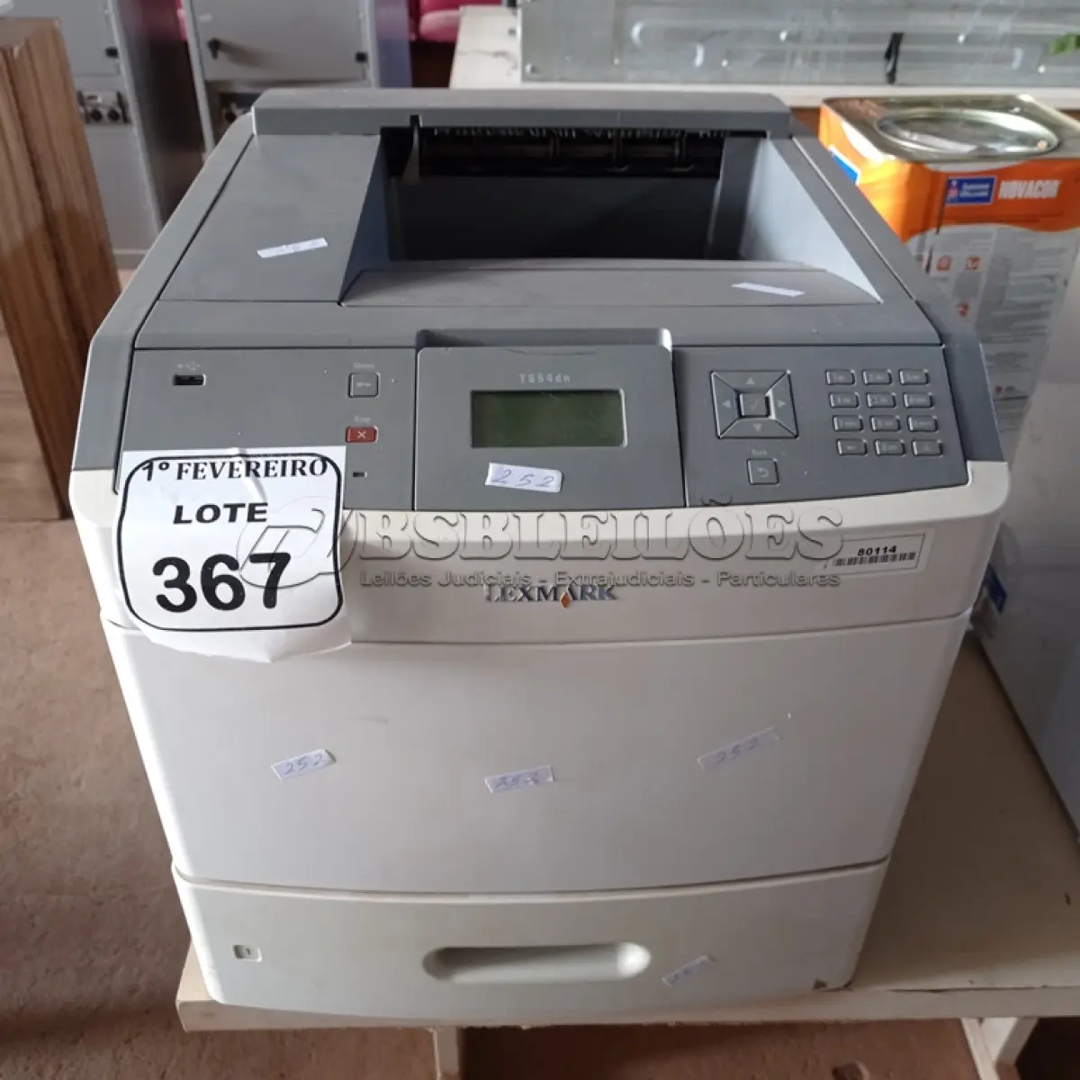 LOTE 367 - 01 IMPRESSORA LEXMARK T654DN. (NO ESTADO) ATENÇÃO! FAZER A VISITAÇÃO ANTES DE ARREMATAR, NÃO SABEMOS SE FUNCIONA. LEILÃO NÃO TEM GARANTIA E NEM DEVOLUÇÃO, SUJEITO A POSSÍVEIS AVARIAS VISÍVEIS/OCULTAS E/OU AUSÊNCIA DE COMPONENTES.