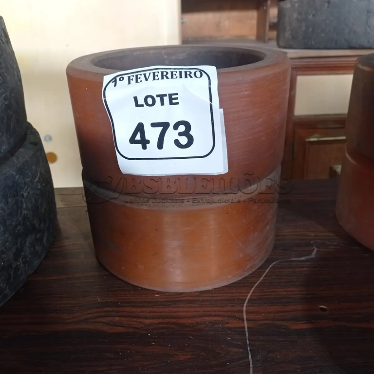 LOTE 473 - 02 RODAS PARA EMPILHADEIRA. (NO ESTADO) ATENÇÃO! FAZER A VISITAÇÃO ANTES DE ARREMATAR, NÃO SABEMOS SE FUNCIONA. LEILÃO NÃO TEM GARANTIA E NEM DEVOLUÇÃO, SUJEITO A POSSÍVEIS AVARIAS VISÍVEIS/OCULTAS E/OU AUSÊNCIA DE COMPONENTES.