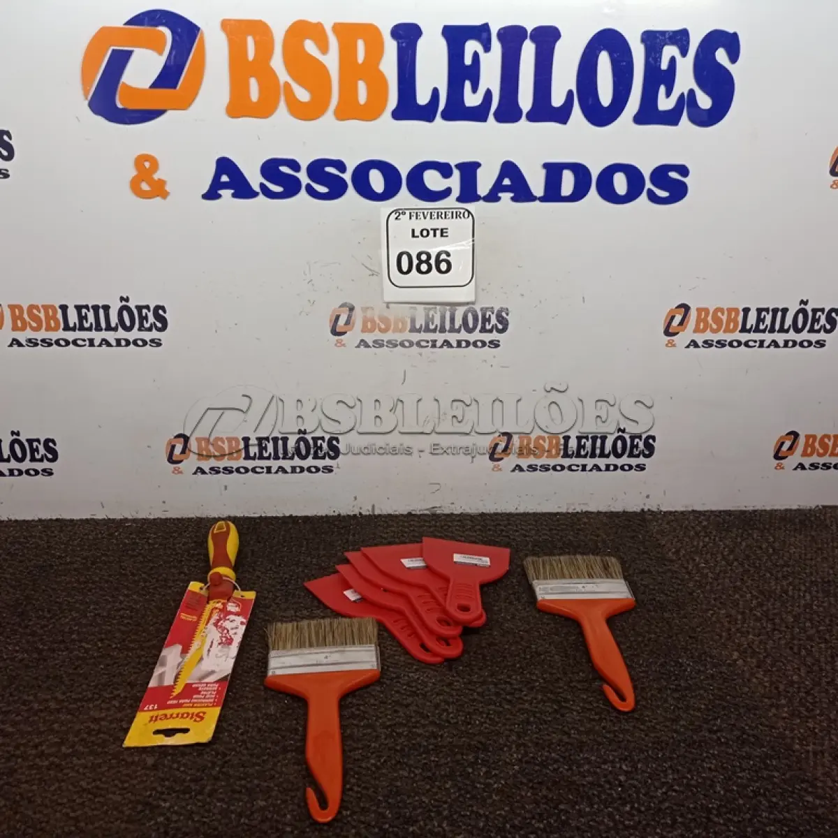 LOTE 086 - 02 PINCÉIS, 01 SERROTE E 05 ESPÁTULAS DE PLÁSTICO P/GESSO MARCAS E MODELOS DIVERSOS (NOVO). (NO ESTADO) ATENÇÃO! FAZER A VISITAÇÃO ANTES DE ARREMATAR, NÃO SABEMOS SE FUNCIONA. LEILÃO NÃO TEM GARANTIA E NEM DEVOLUÇÃO, SUJEITO A POSSÍVEIS AVARIAS VISÍVEIS/OCULTAS E/OU AUSÊNCIA DE COMPONENTES.