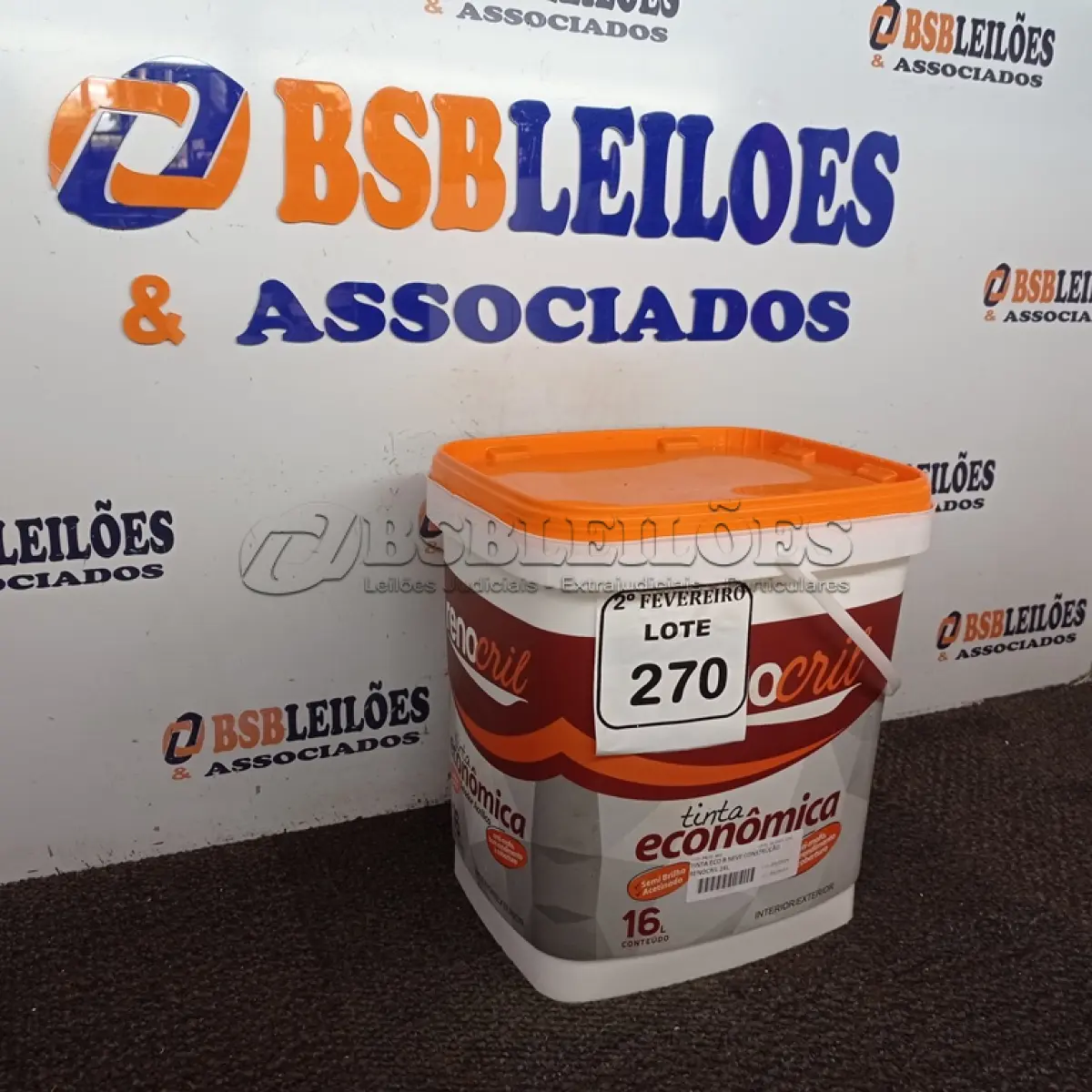 LOTE 270 -  01 BALDE DE TINTA RENOCRILL INTERIOR/EXTERIOR 16L NA COR BRANCO NEVE. (NO ESTADO) ATENÇÃO! FAZER A VISITAÇÃO ANTES DE ARREMATAR, NÃO SABEMOS SE FUNCIONA. LEILÃO NÃO TEM GARANTIA E NEM DEVOLUÇÃO, SUJEITO A POSSÍVEIS AVARIAS VISÍVEIS/OCULTAS E/OU AUSÊNCIA DE COMPONENTES.