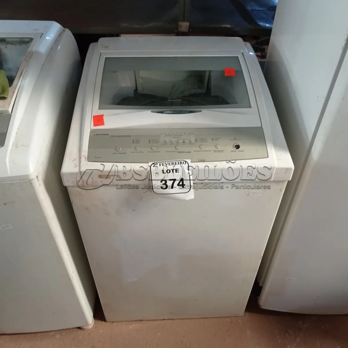 LOTE 374