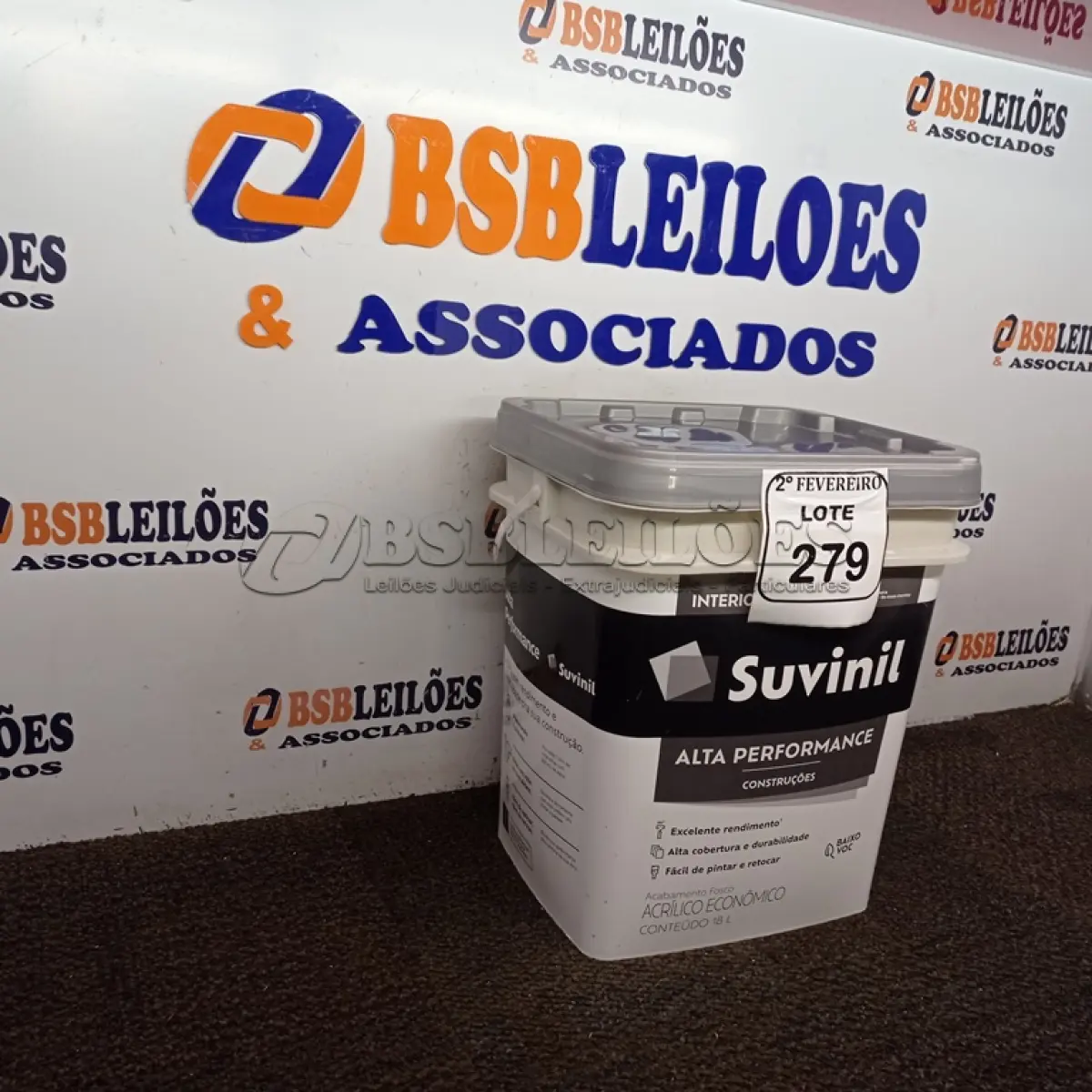 LOTE 279 - 01 BALDE DE TINTA SUVINIL INTERIOR NA COR BRANCO FOSCO 18L.  (NO ESTADO) ATENÇÃO! FAZER A VISITAÇÃO ANTES DE ARREMATAR, NÃO SABEMOS SE FUNCIONA. LEILÃO NÃO TEM GARANTIA E NEM DEVOLUÇÃO, SUJEITO A POSSÍVEIS AVARIAS VISÍVEIS/OCULTAS E/OU AUSÊNCIA DE COMPONENTES.