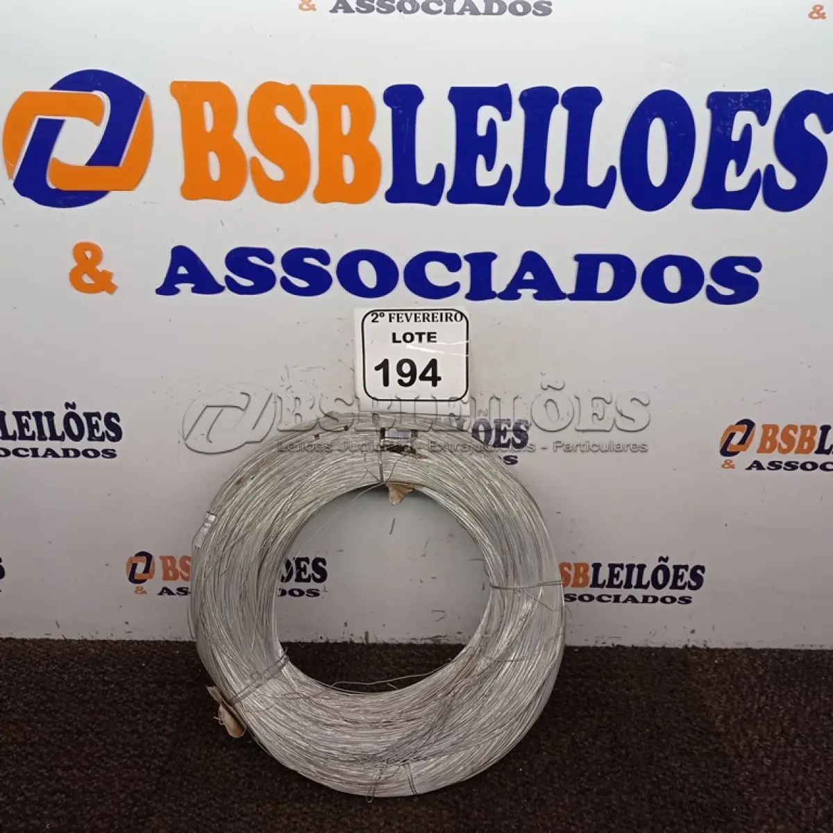 LOTE 194 - 10 KG DE ARAME ZINCADO MACIO BWG22-071MM. (NO ESTADO) ATENÇÃO! FAZER A VISITAÇÃO ANTES DE ARREMATAR, NÃO SABEMOS SE FUNCIONA. LEILÃO NÃO TEM GARANTIA E NEM DEVOLUÇÃO, SUJEITO A POSSÍVEIS AVARIAS VISÍVEIS/OCULTAS E/OU AUSÊNCIA DE COMPONENTES.