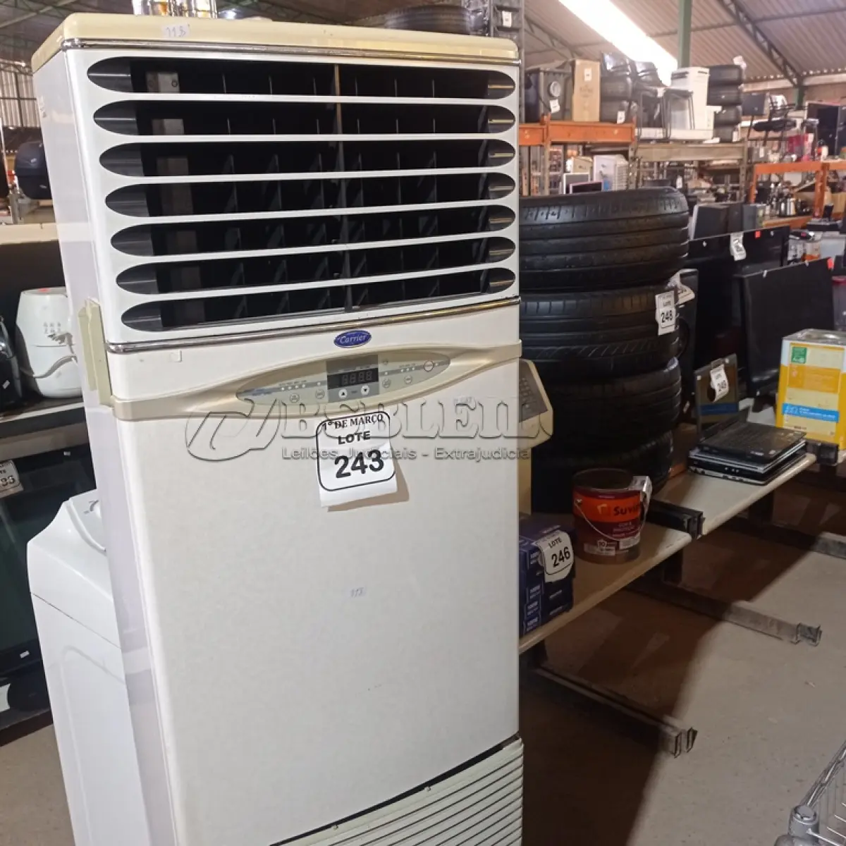 LOTE 243 - 01 EVAPORADORA CARRIER. (NO ESTADO) ATENÇÃO! FAZER A VISITAÇÃO ANTES DE ARREMATAR, NÃO SABEMOS SE FUNCIONA. LEILÃO NÃO TEM GARANTIA E NEM DEVOLUÇÃO, SUJEITO A POSSÍVEIS AVARIAS VISÍVEIS/OCULTAS E/OU AUSÊNCIA DE COMPONENTES.