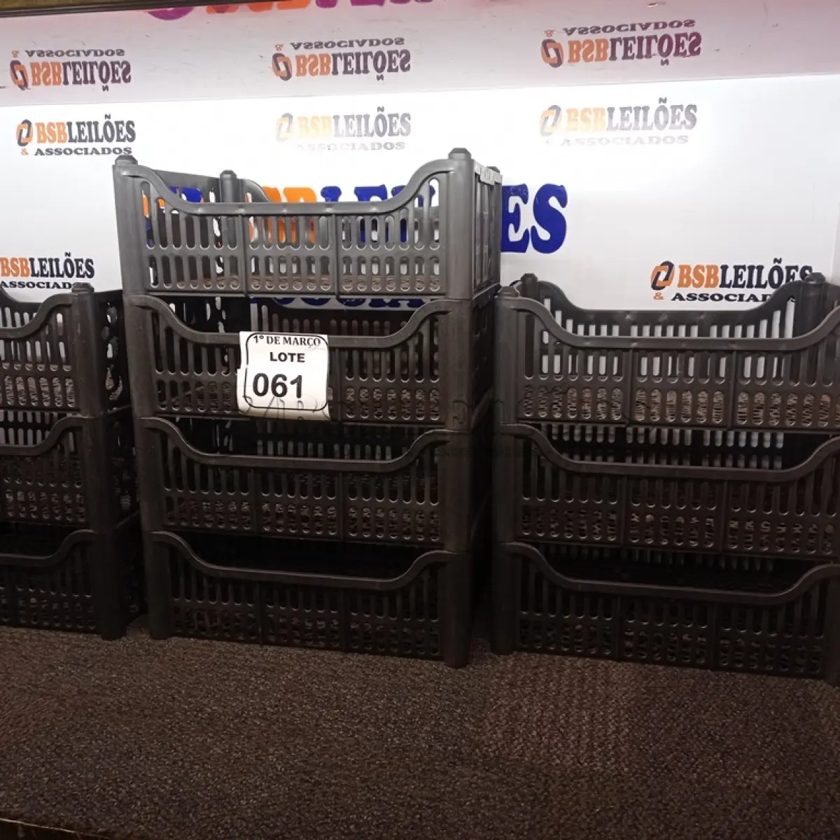 LOTE 061 - 10 CESTAS ORGANIZADORAS. (NO ESTADO) ATENÇÃO! FAZER A VISITAÇÃO ANTES DE ARREMATAR, NÃO SABEMOS SE FUNCIONA. LEILÃO NÃO TEM GARANTIA E NEM DEVOLUÇÃO, SUJEITO A POSSÍVEIS AVARIAS VISÍVEIS/OCULTAS E/OU AUSÊNCIA DE COMPONENTES.