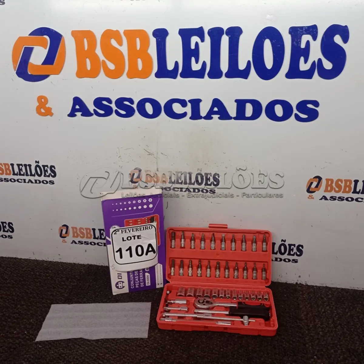 LOTE 110 - 01 CONJUNTO DE 46 PEÇAS DE MANGAS DE FERREMENTAS. (NOVO) (NO ESTADO) ATENÇÃO! FAZER A VISITAÇÃO ANTES DE ARREMATAR, NÃO SABEMOS SE FUNCIONA. LEILÃO NÃO TEM GARANTIA E NEM DEVOLUÇÃO, SUJEITO A POSSÍVEIS AVARIAS VISÍVEIS/OCULTAS E/OU AUSÊNCIA DE COMPONENTES.