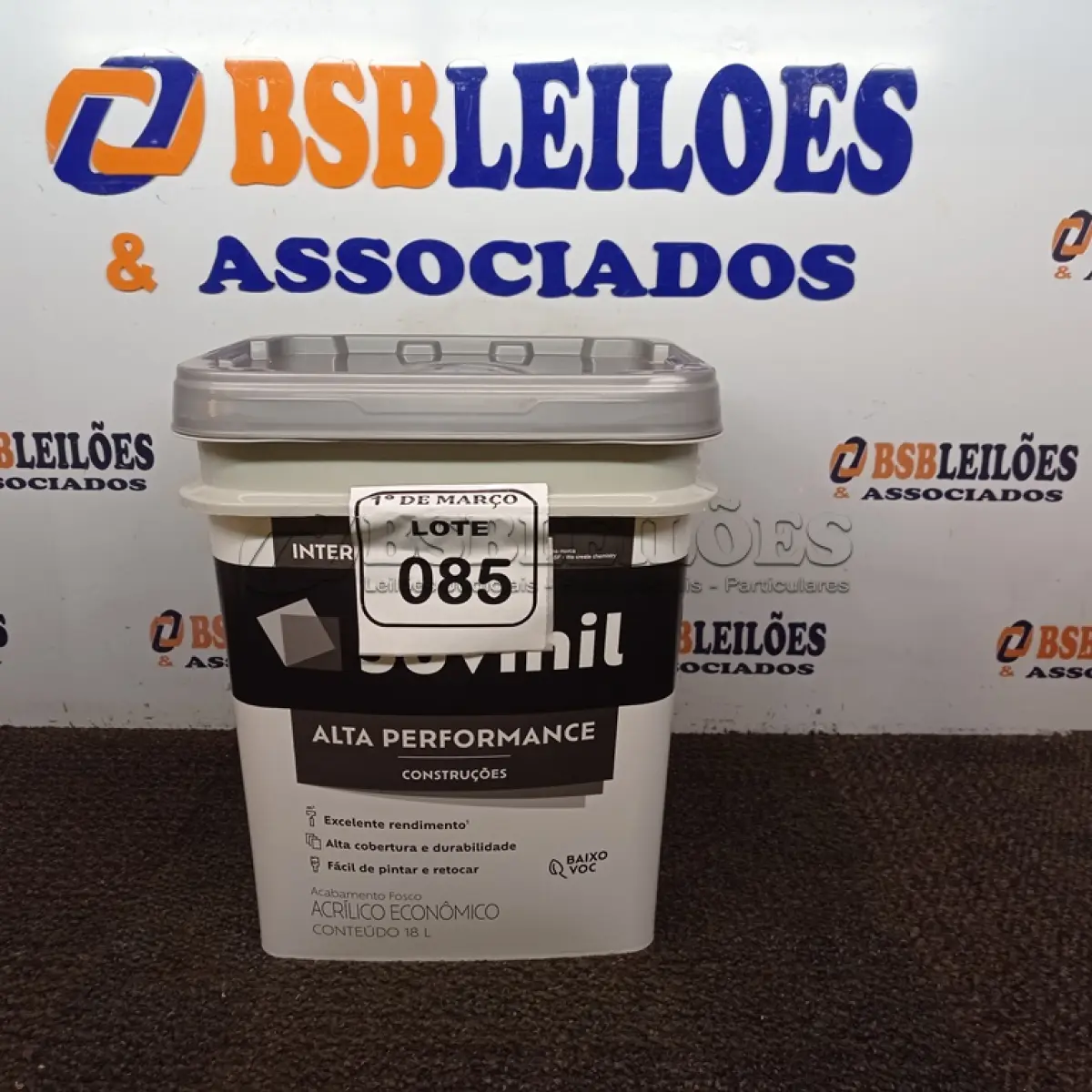 LOTE 085 - 01 GALÃO DE TINTA SUVINIL DE 18L PARA INTERIOR/EXTERIOR ACABAMENTO FOSCO BRANCO. (NOVO) (NO ESTADO) ATENÇÃO! FAZER A VISITAÇÃO ANTES DE ARREMATAR, NÃO SABEMOS SE FUNCIONA. LEILÃO NÃO TEM GARANTIA E NEM DEVOLUÇÃO, SUJEITO A POSSÍVEIS AVARIAS VISÍVEIS/OCULTAS E/OU AUSÊNCIA DE COMPONENTES.