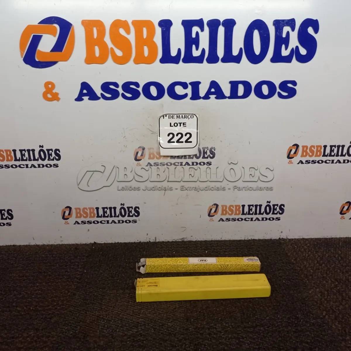 LOTE 222 - 06 LIMAS TRIANGULAR PARA SERROTE, 04 LIMAS CHATAS, 06 LIMAS PARA MOTOSSERRA DE 3/16’ E 06 LIMAS PARA MOTOSSERRA DE 7/32.  (NO ESTADO) ATENÇÃO! FAZER A VISITAÇÃO ANTES DE ARREMATAR, NÃO SABEMOS SE FUNCIONA. LEILÃO NÃO TEM GARANTIA E NEM DEVOLUÇÃO, SUJEITO A POSSÍVEIS AVARIAS VISÍVEIS/OCULTAS E/OU AUSÊNCIA DE COMPONENTES.