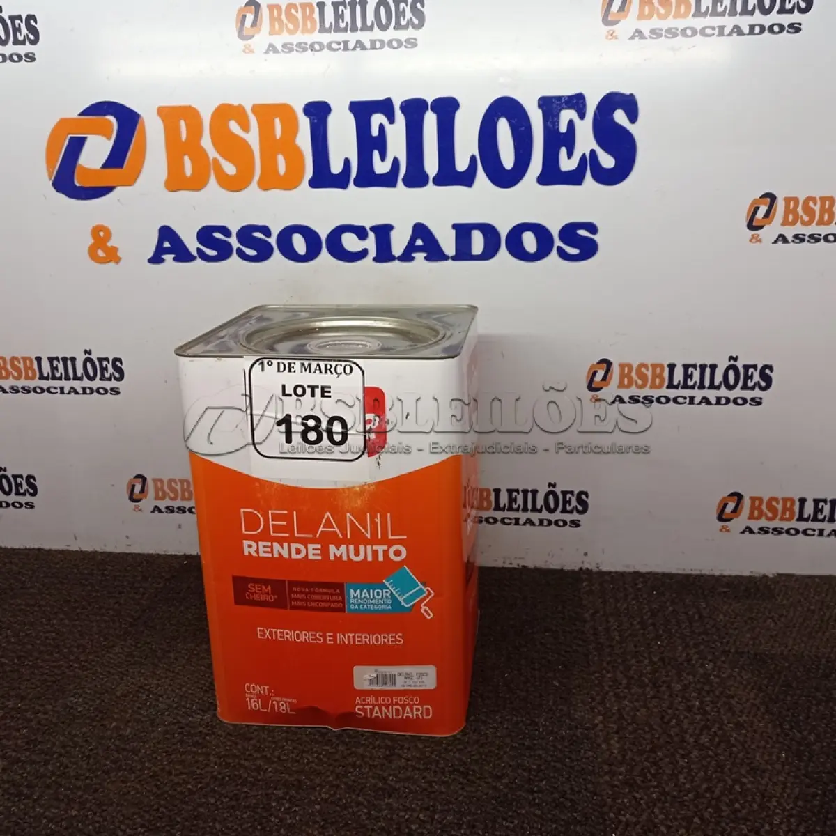 LOTE 180 - 01 LATA DE TINTA 16L/ 18L INTERIORES/EXTERIORES ACRÍLICO FOSCO IQUINI BASE C. (NOVO) (NO ESTADO) ATENÇÃO! FAZER A VISITAÇÃO ANTES DE ARREMATAR, NÃO SABEMOS SE FUNCIONA. LEILÃO NÃO TEM GARANTIA E NEM DEVOLUÇÃO, SUJEITO A POSSÍVEIS AVARIAS VISÍVEIS/OCULTAS E/OU AUSÊNCIA DE COMPONENTES.