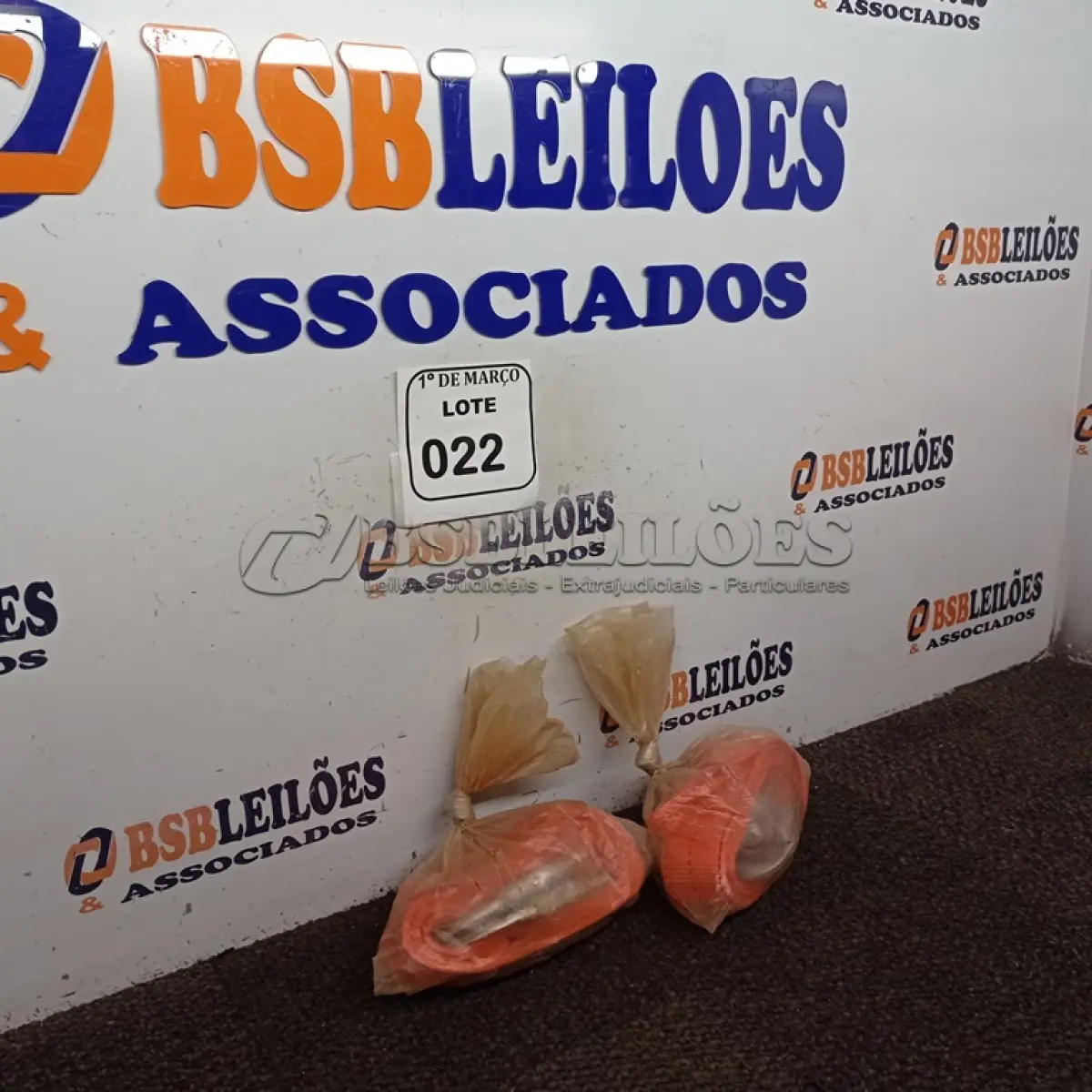 LOTE 022 - 02 CINTAS PARA SEGURANÇA. (NO ESTADO) ATENÇÃO! FAZER A VISITAÇÃO ANTES DE ARREMATAR, NÃO SABEMOS SE FUNCIONA. LEILÃO NÃO TEM GARANTIA E NEM DEVOLUÇÃO, SUJEITO A POSSÍVEIS AVARIAS VISÍVEIS/OCULTAS E/OU AUSÊNCIA DE COMPONENTES.