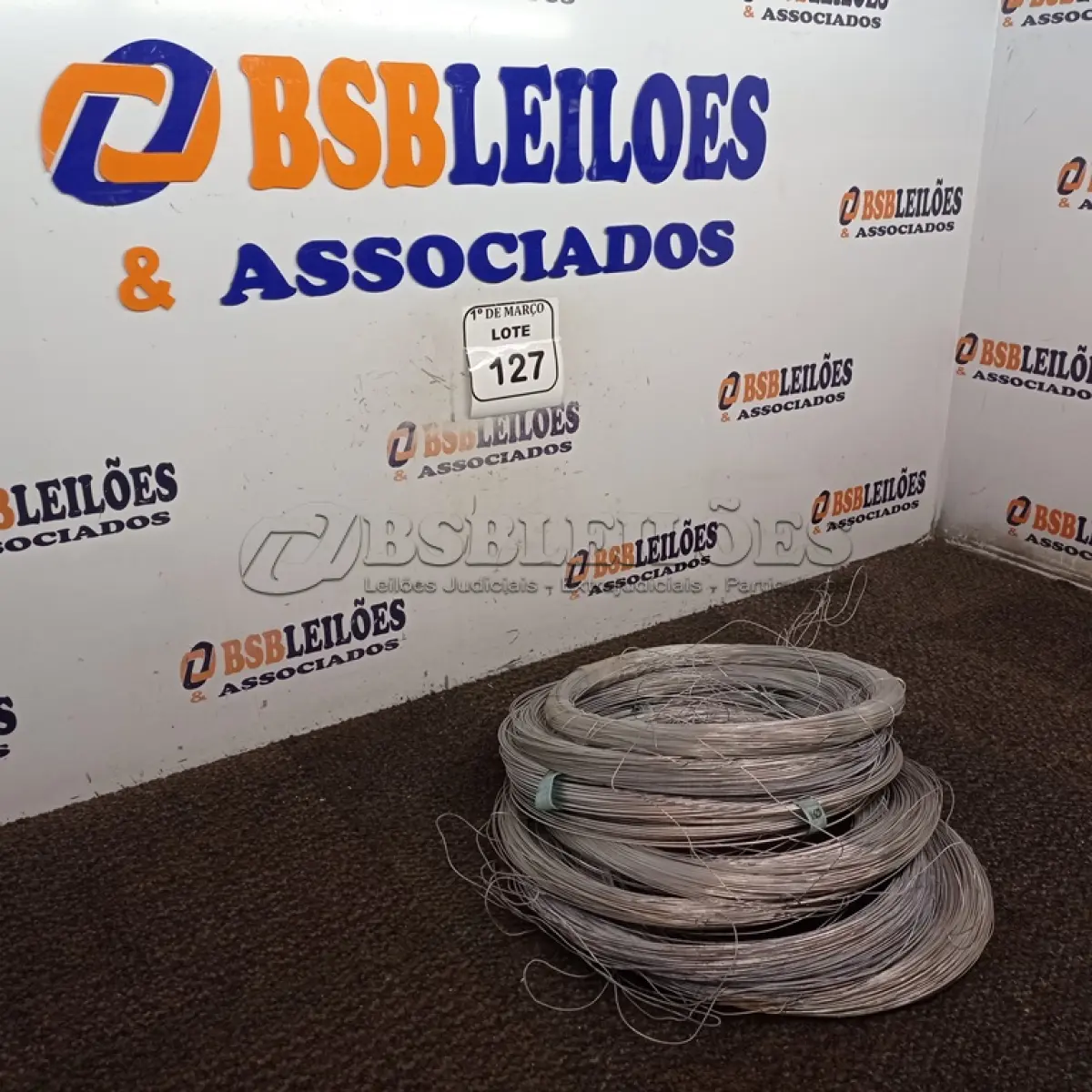LOTE 127 - 01 LOTE COM 09 ROLOS DE ARAME GALVANIZADO. (NOVO) (NO ESTADO) ATENÇÃO! FAZER A VISITAÇÃO ANTES DE ARREMATAR, NÃO SABEMOS SE FUNCIONA. LEILÃO NÃO TEM GARANTIA E NEM DEVOLUÇÃO, SUJEITO A POSSÍVEIS AVARIAS VISÍVEIS/OCULTAS E/OU AUSÊNCIA DE COMPONENTES.