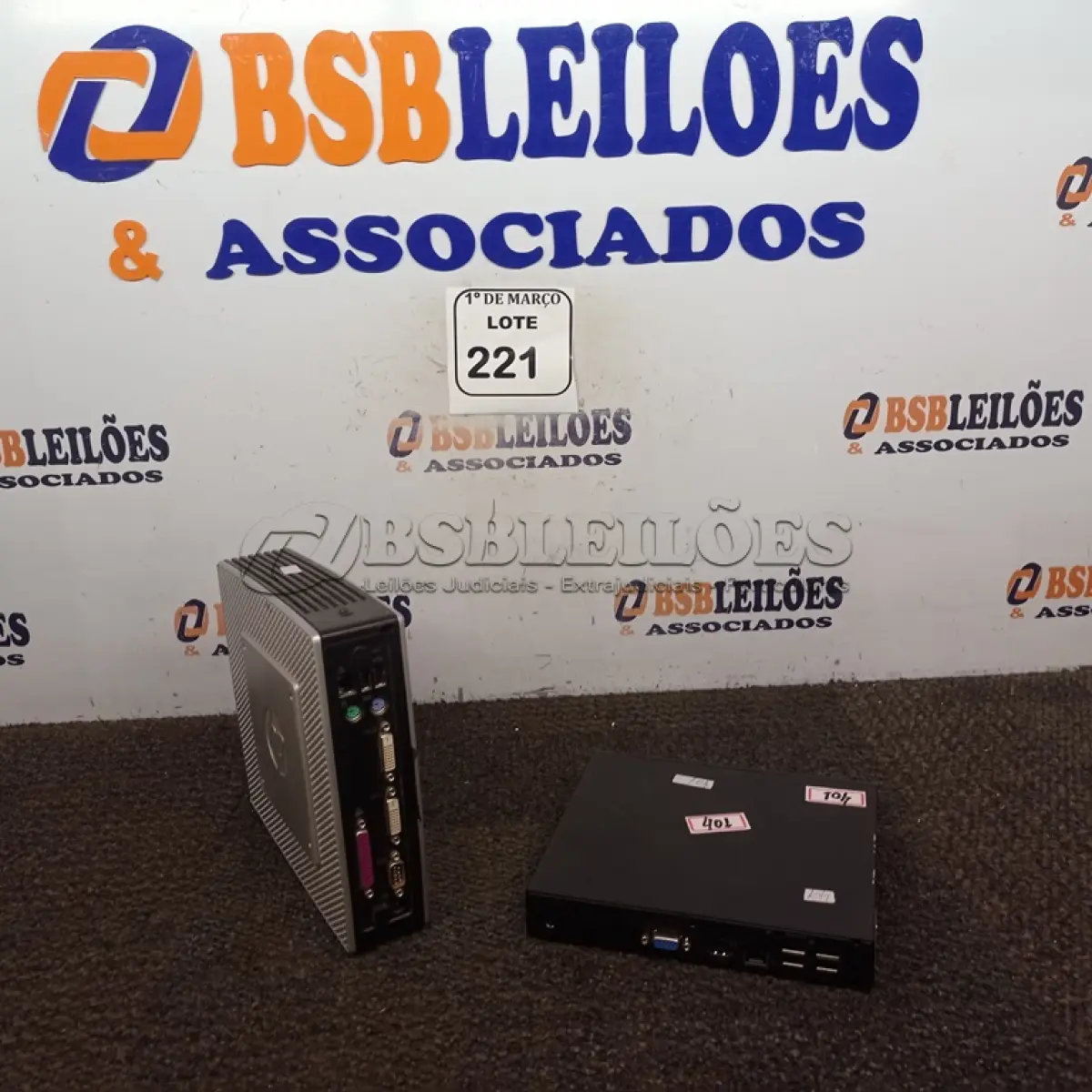 LOTE 221 - 02 MINIS CPU’S. (NO ESTADO) ATENÇÃO! FAZER A VISITAÇÃO ANTES DE ARREMATAR, NÃO SABEMOS SE FUNCIONA. LEILÃO NÃO TEM GARANTIA E NEM DEVOLUÇÃO, SUJEITO A POSSÍVEIS AVARIAS VISÍVEIS/OCULTAS E/OU AUSÊNCIA DE COMPONENTES.