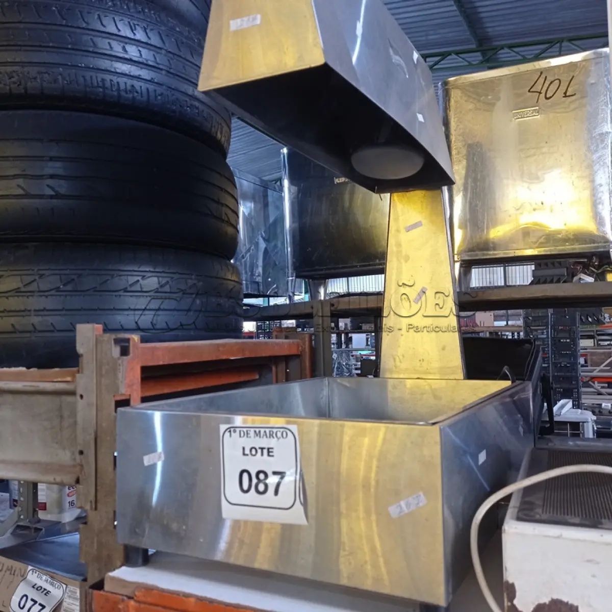 LOTE 087 - 01 AQUECEDOR DE BATATAS EM INOX. (NO ESTADO) ATENÇÃO! FAZER A VISITAÇÃO ANTES DE ARREMATAR, NÃO SABEMOS SE FUNCIONA. LEILÃO NÃO TEM GARANTIA E NEM DEVOLUÇÃO, SUJEITO A POSSÍVEIS AVARIAS VISÍVEIS/OCULTAS E/OU AUSÊNCIA DE COMPONENTES.