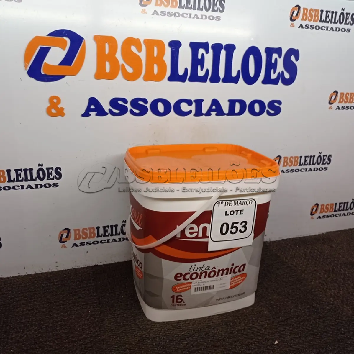 LOTE 053 - 01 GALÃO DE TINTA INTERIOR/EXTERIOR DE 16L ECO B NEVE MARCA RENOCRIL. (NOVO) (NO ESTADO) ATENÇÃO! FAZER A VISITAÇÃO ANTES DE ARREMATAR, NÃO SABEMOS SE FUNCIONA. LEILÃO NÃO TEM GARANTIA E NEM DEVOLUÇÃO, SUJEITO A POSSÍVEIS AVARIAS VISÍVEIS/OCULTAS E/OU AUSÊNCIA DE COMPONENTES.