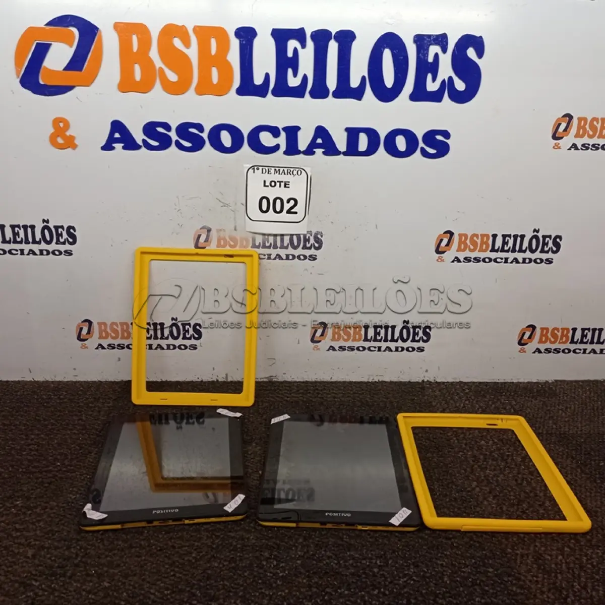 LOTE 002 - 02 TABLET’S SEM CARREGADOR MARCA POSITIVO. (NO ESTADO) ATENÇÃO! FAZER A VISITAÇÃO ANTES DE ARREMATAR, NÃO SABEMOS SE FUNCIONA. LEILÃO NÃO TEM GARANTIA E NEM DEVOLUÇÃO, SUJEITO A POSSÍVEIS AVARIAS VISÍVEIS/OCULTAS E/OU AUSÊNCIA DE COMPONENTES.