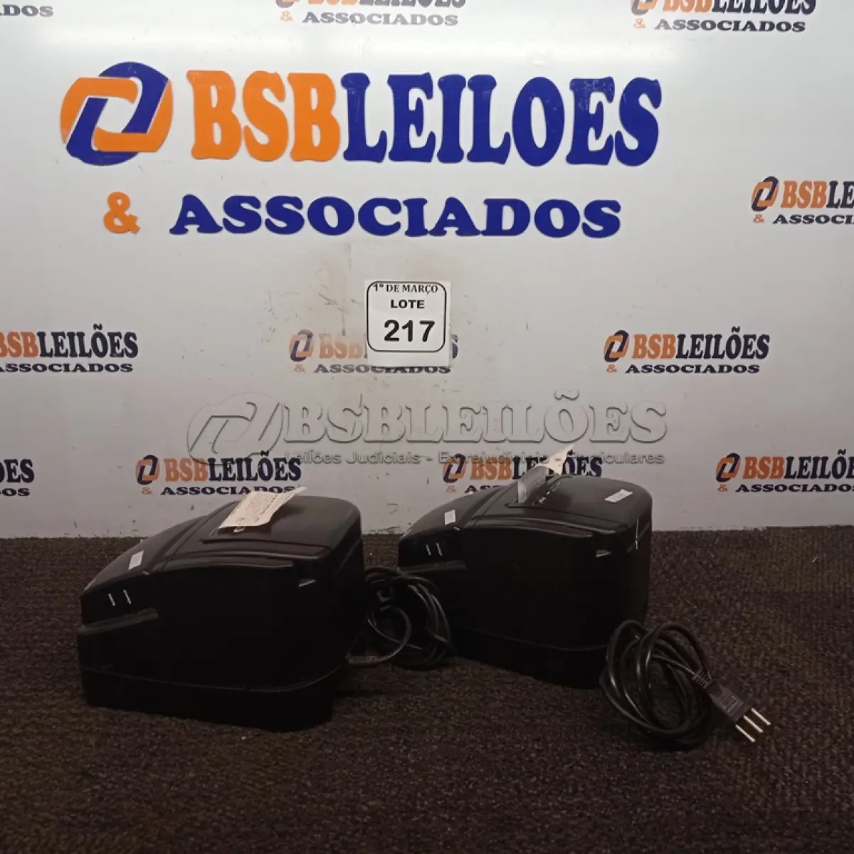 LOTE 217 - 02 IMPRESSORAS TÉRMICAS NÃO FISCAIS. (NO ESTADO) ATENÇÃO! FAZER A VISITAÇÃO ANTES DE ARREMATAR, NÃO SABEMOS SE FUNCIONA. LEILÃO NÃO TEM GARANTIA E NEM DEVOLUÇÃO, SUJEITO A POSSÍVEIS AVARIAS VISÍVEIS/OCULTAS E/OU AUSÊNCIA DE COMPONENTES.