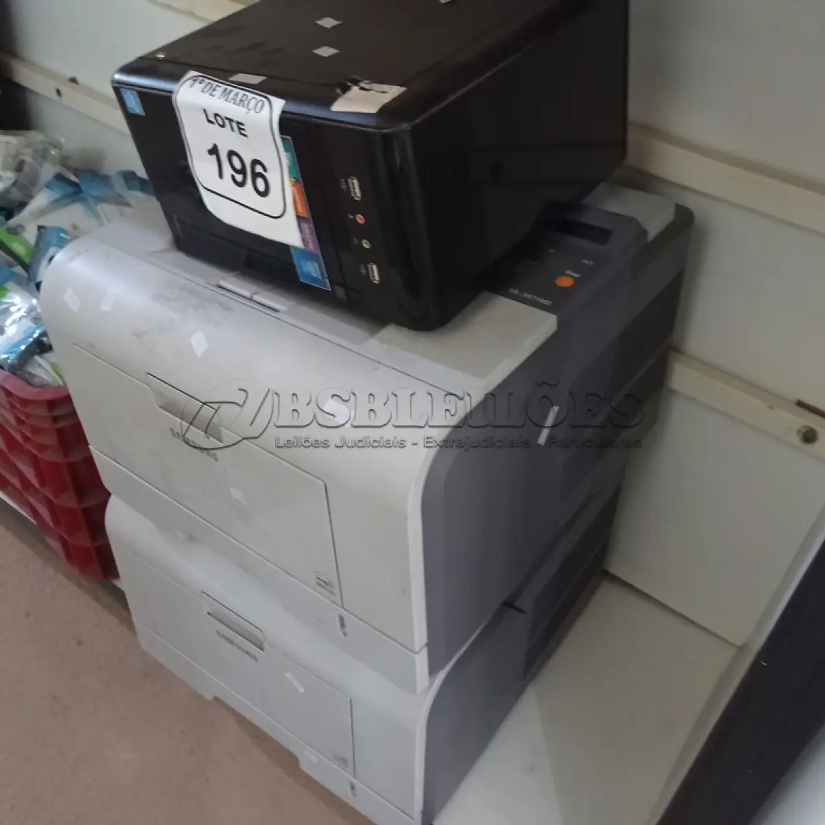 LOTE 196 - 02 IMPRESSORAS SAMSUNG ML-3471ND E 01 CPU CCE. (NO ESTADO) ATENÇÃO! FAZER A VISITAÇÃO ANTES DE ARREMATAR, NÃO SABEMOS SE FUNCIONA. LEILÃO NÃO TEM GARANTIA E NEM DEVOLUÇÃO, SUJEITO A POSSÍVEIS AVARIAS VISÍVEIS/OCULTAS E/OU AUSÊNCIA DE COMPONENTES.