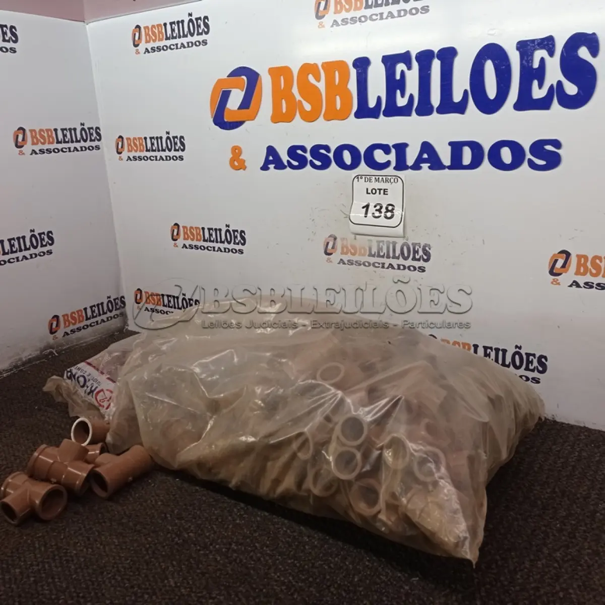 LOTE 138 - 97 UNIDADES DE TE-SMP SOLD 25 ¾ E 32 UNIDADES DE TE-SMP-SOLD 32 ¾. (NOVO) (NO ESTADO) ATENÇÃO! FAZER A VISITAÇÃO ANTES DE ARREMATAR, NÃO SABEMOS SE FUNCIONA. LEILÃO NÃO TEM GARANTIA E NEM DEVOLUÇÃO, SUJEITO A POSSÍVEIS AVARIAS VISÍVEIS/OCULTAS E/OU AUSÊNCIA DE COMPONENTES.