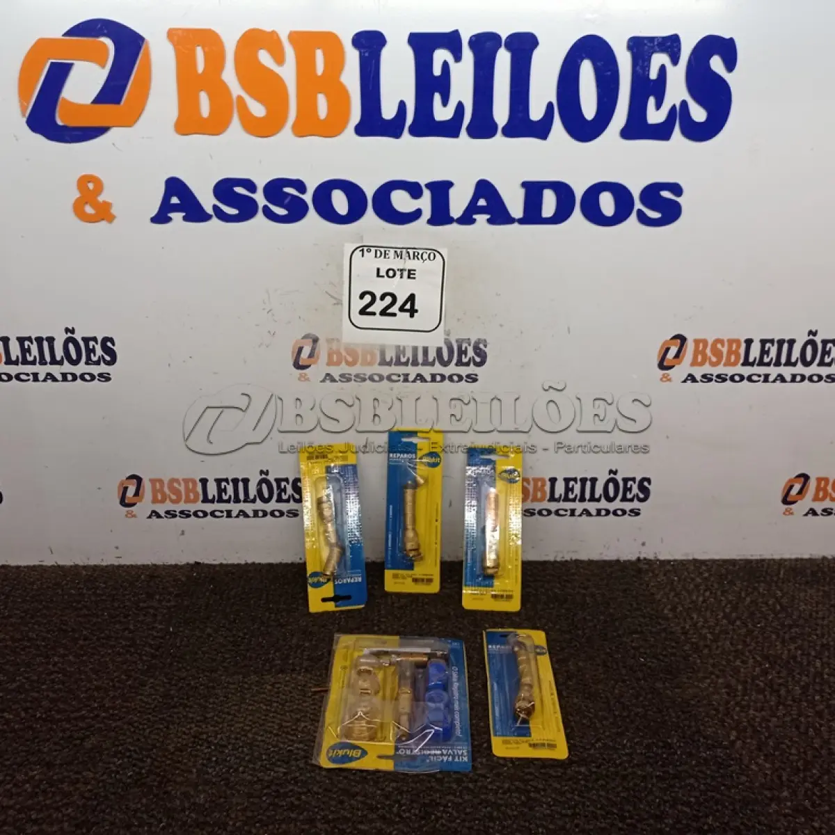 LOTE 224 - 04 REPAROS HIDRÁULICOS PARA TORNEIRA DECA E 01 KIT SALVA REGISTRO PARA CHUVEIRO. (NO ESTADO) ATENÇÃO! FAZER A VISITAÇÃO ANTES DE ARREMATAR, NÃO SABEMOS SE FUNCIONA. LEILÃO NÃO TEM GARANTIA E NEM DEVOLUÇÃO, SUJEITO A POSSÍVEIS AVARIAS VISÍVEIS/OCULTAS E/OU AUSÊNCIA DE COMPONENTES.