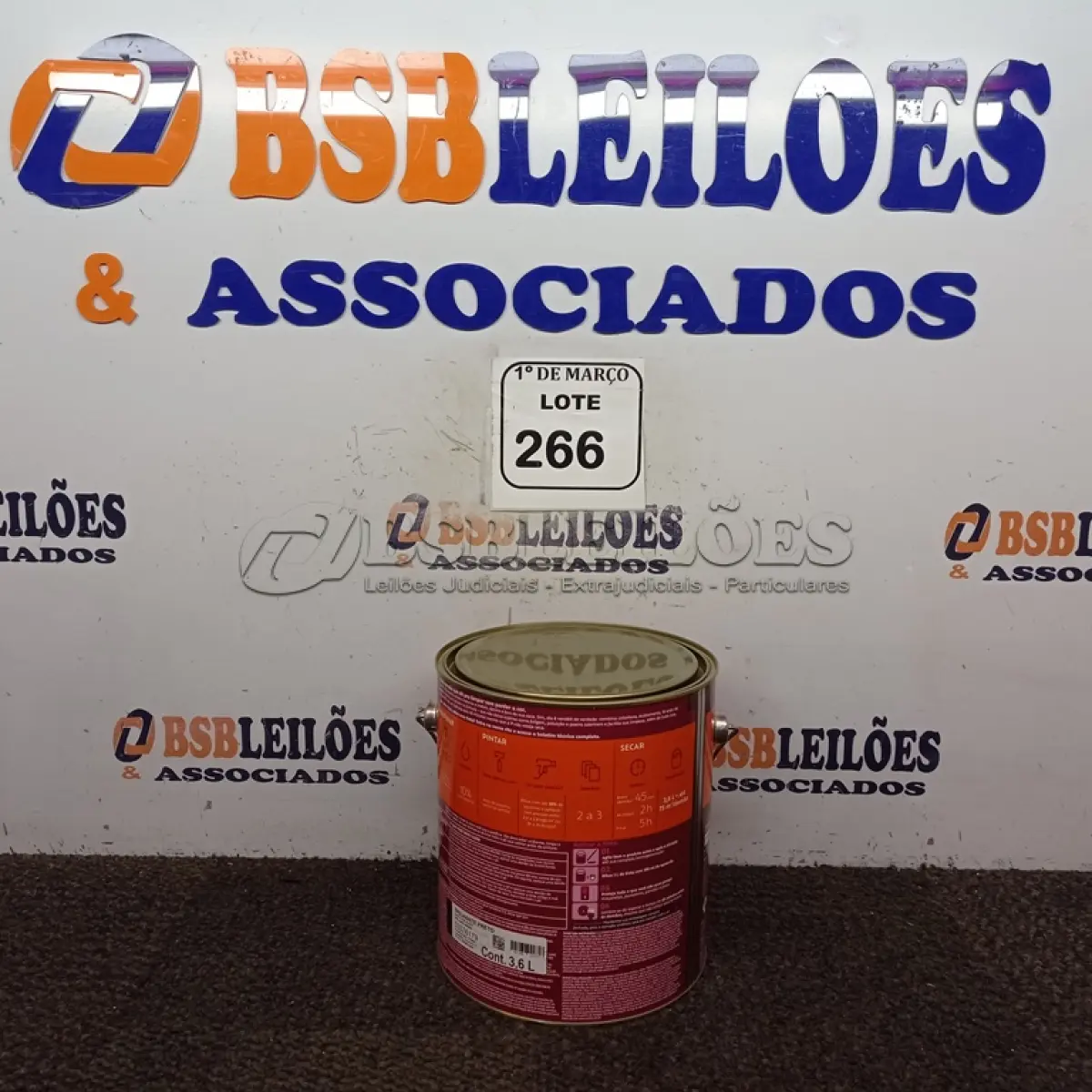 LOTE 266 - 01 LATA DE TINTA ESMALTE PARA MADEIRAS E METAIS NA COR BRILHANTE PRETO DE 3,6L MARCA SUVINIL. (NOVO) (NO ESTADO) ATENÇÃO! FAZER A VISITAÇÃO ANTES DE ARREMATAR, NÃO SABEMOS SE FUNCIONA. LEILÃO NÃO TEM GARANTIA E NEM DEVOLUÇÃO, SUJEITO A POSSÍVEIS AVARIAS VISÍVEIS/OCULTAS E/OU AUSÊNCIA DE COMPONENTES.