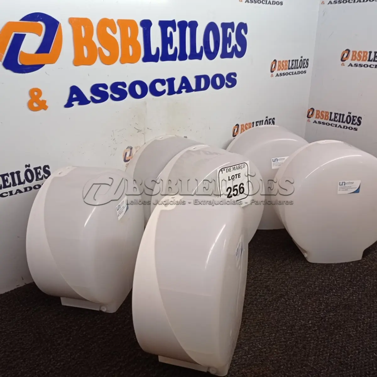 LOTE 256 - 06 DISPENSES DE PAPEL. (NO ESTADO) ATENÇÃO! FAZER A VISITAÇÃO ANTES DE ARREMATAR, NÃO SABEMOS SE FUNCIONA. LEILÃO NÃO TEM GARANTIA E NEM DEVOLUÇÃO, SUJEITO A POSSÍVEIS AVARIAS VISÍVEIS/OCULTAS E/OU AUSÊNCIA DE COMPONENTES.