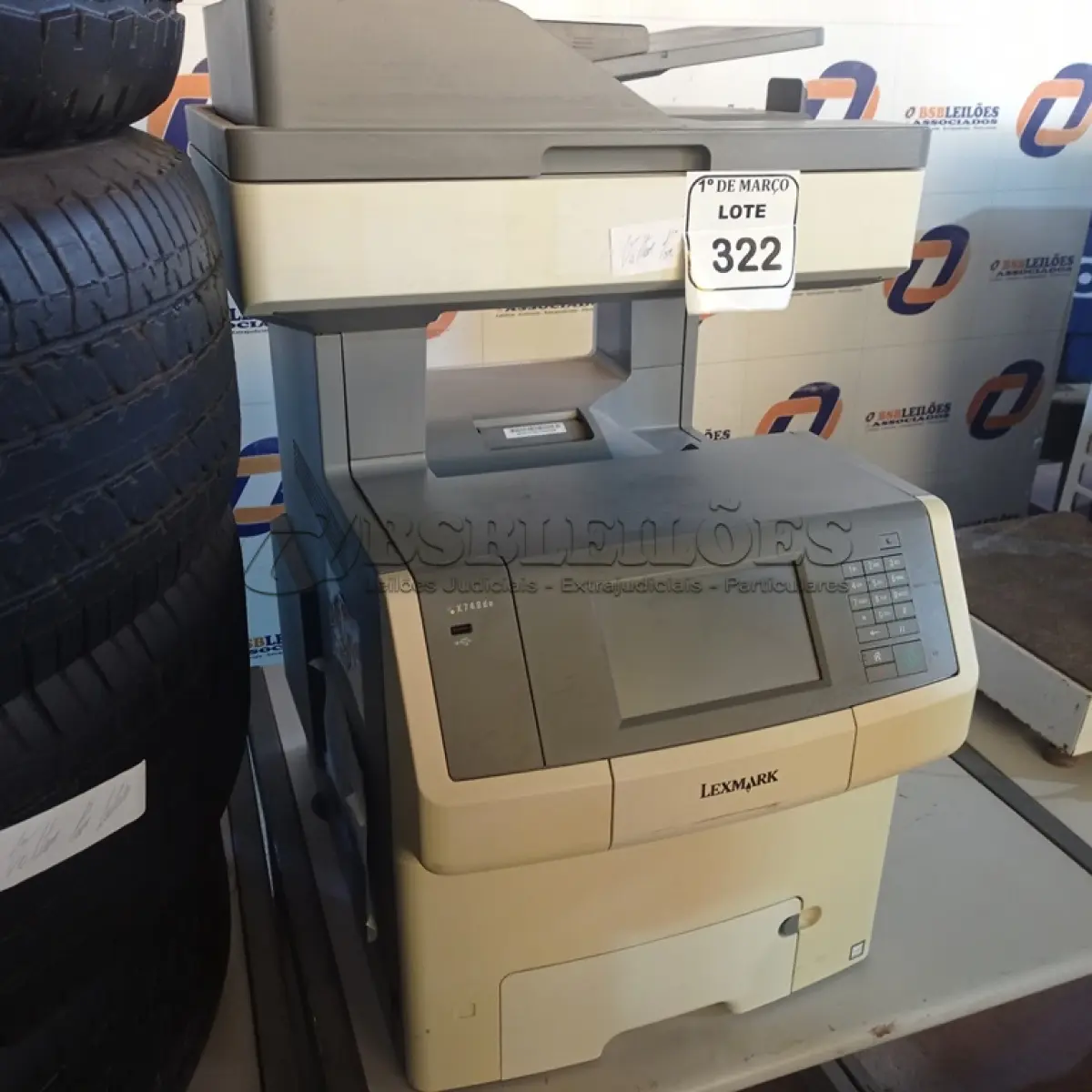 LOTE 322 - 01 IMPRESSORA MULTIFUNCIONAL MODELO X748DE MARCA LEXMARK. (NO ESTADO) ATENÇÃO! FAZER A VISITAÇÃO ANTES DE ARREMATAR, NÃO SABEMOS SE FUNCIONA. LEILÃO NÃO TEM GARANTIA E NEM DEVOLUÇÃO, SUJEITO A POSSÍVEIS AVARIAS VISÍVEIS/OCULTAS E/OU AUSÊNCIA DE COMPONENTES.