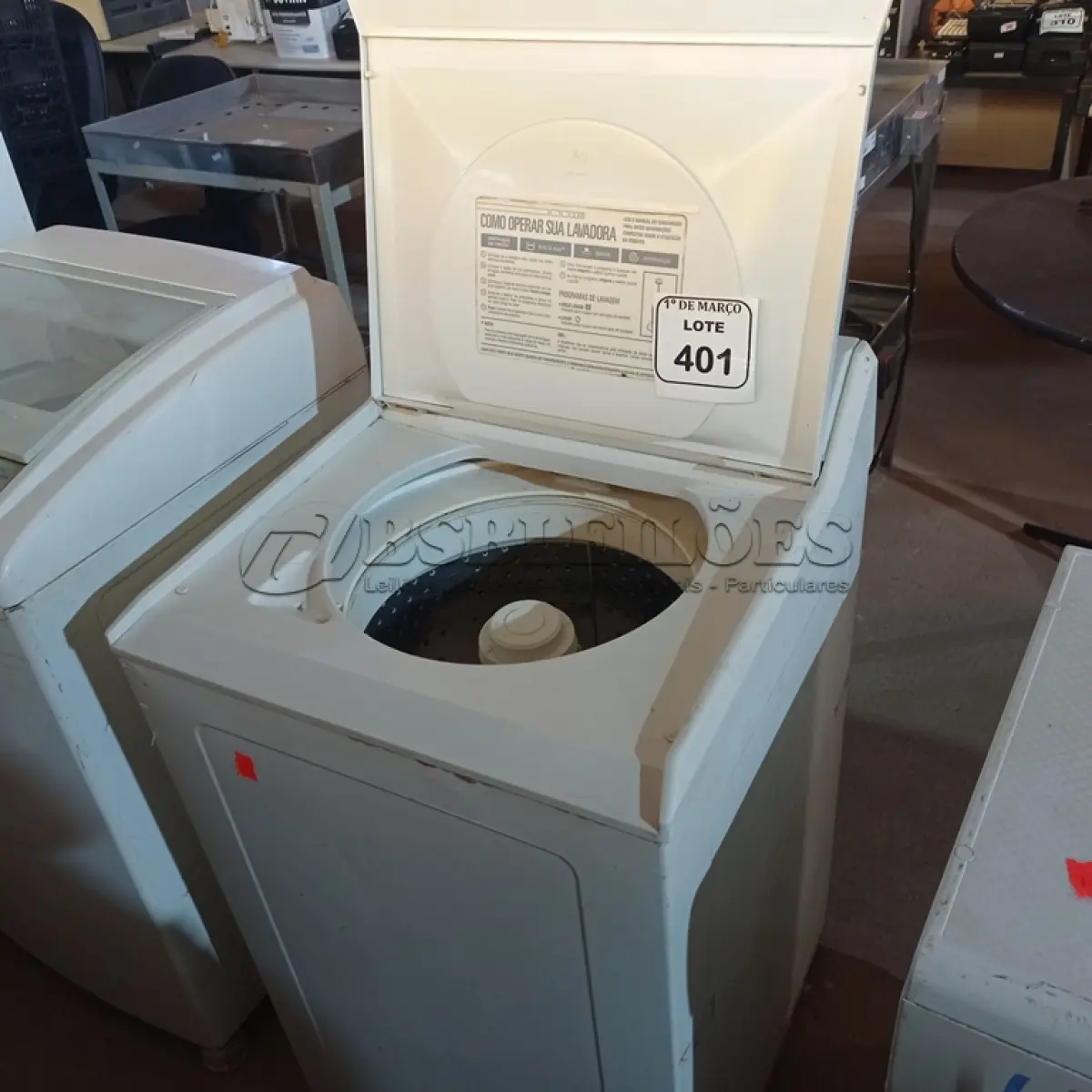 LOTE 401 - 01 MÁQUINA DE LAVAR MARCA BRASTEMP 10KG 110V. (NO ESTADO) ATENÇÃO! FAZER A VISITAÇÃO ANTES DE ARREMATAR, NÃO SABEMOS SE FUNCIONA. LEILÃO NÃO TEM GARANTIA E NEM DEVOLUÇÃO, SUJEITO A POSSÍVEIS AVARIAS VISÍVEIS/OCULTAS E/OU AUSÊNCIA DE COMPONENTES.