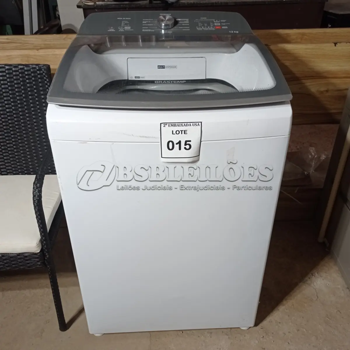 LOTE 015 - 01 MÁQUINA DE LAVAR ROUPA BRASTEMP 12KG  220V MODELO BWR12ABBNACA (WASHER).  (NO ESTADO EM QUE SE ENCONTRA. SUJEITO A AVARIAS OCULTAS/VISÍVEIS.) BJ7382J