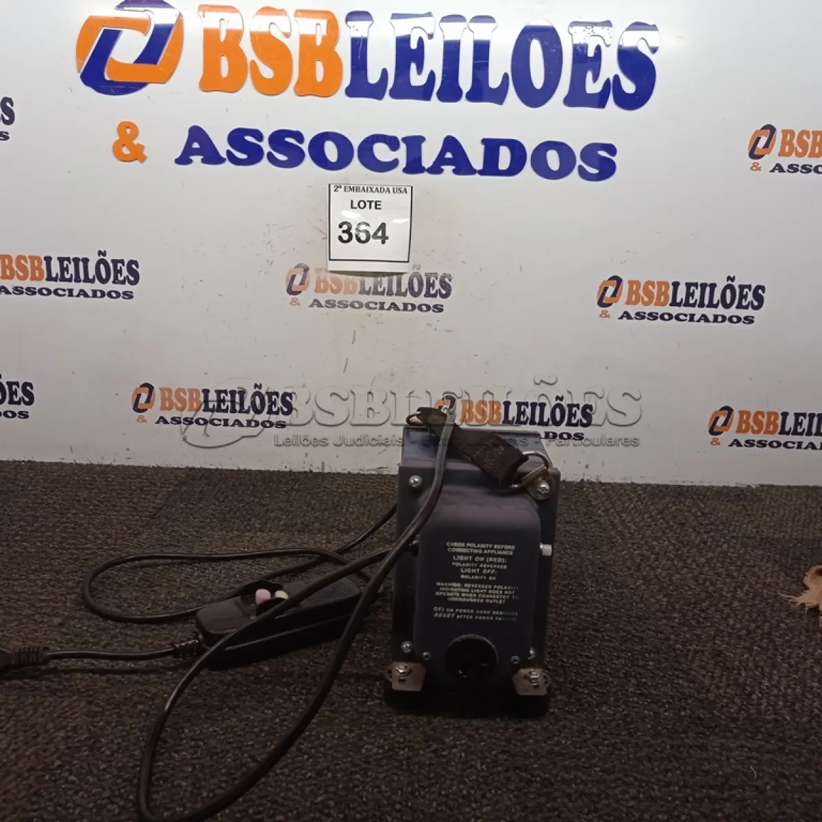LOTE 364 - 01 TRANSFORMADOR 2.000W. (NO ESTADO EM QUE SE ENCONTRA. SUJEITO A AVARIAS OCULTAS/VISÍVEIS.)