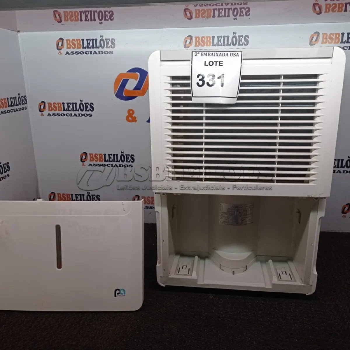 LOTE 331 - 01 DEHUMIDIFIER 110V. (NO ESTADO EM QUE SE ENCONTRA. SUJEITO A AVARIAS OCULTAS/VISÍVEIS.) AV9337P