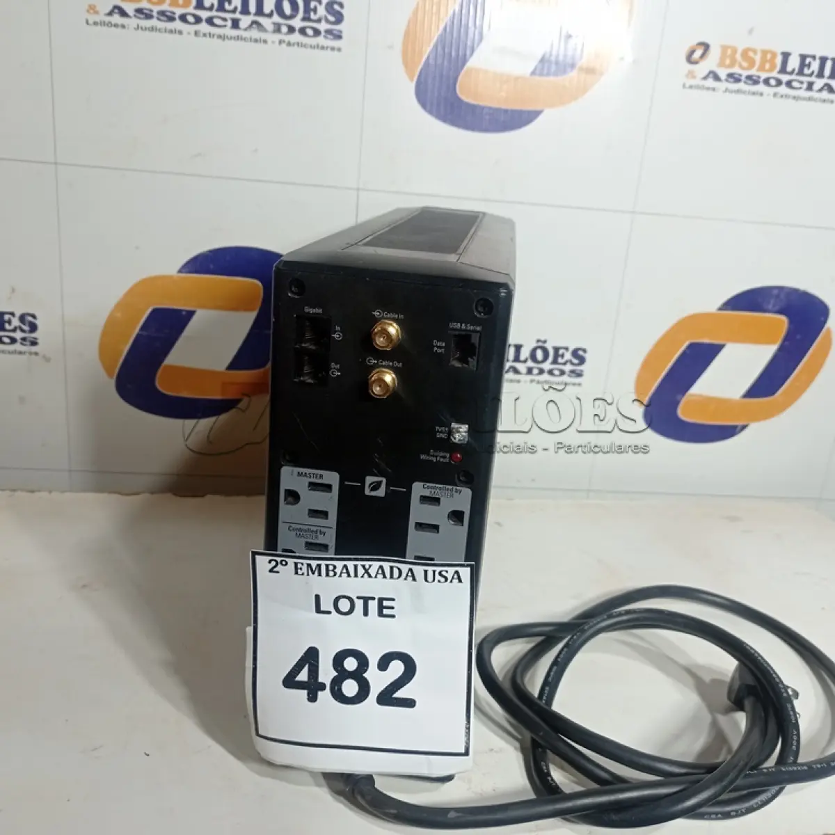 LOTE 482 - 01 ESTABILIZADOR UPS 3B1135X18491. (NO ESTADO EM QUE SE ENCONTRA. SUJEITO A AVARIAS OCULTAS/VISÍVEIS.)