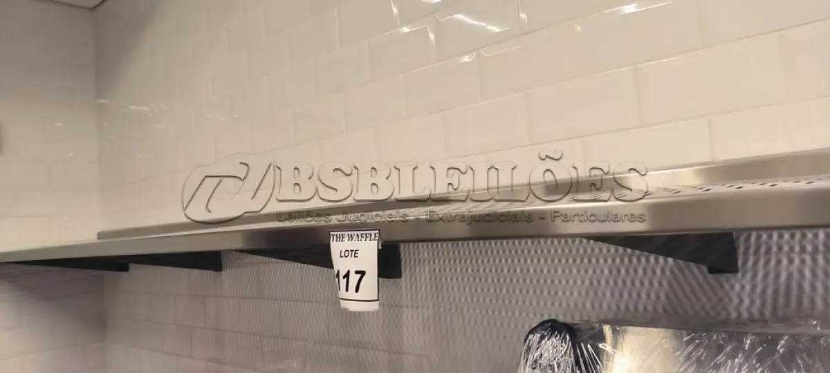 LOTE 117 - 01 PRATELEIRA FURADINHA EM INOX. (NO ESTADO) ATENÇÃO! FAZER A VISITAÇÃO ANTES DE ARREMATAR, NÃO SABEMOS SE FUNCIONA. LEILÃO NÃO TEM GARANTIA E NEM DEVOLUÇÃO, SUJEITO A POSSÍVEIS AVARIAS VISÍVEIS/OCULTAS E/OU AUSÊNCIA DE COMPONENTES.