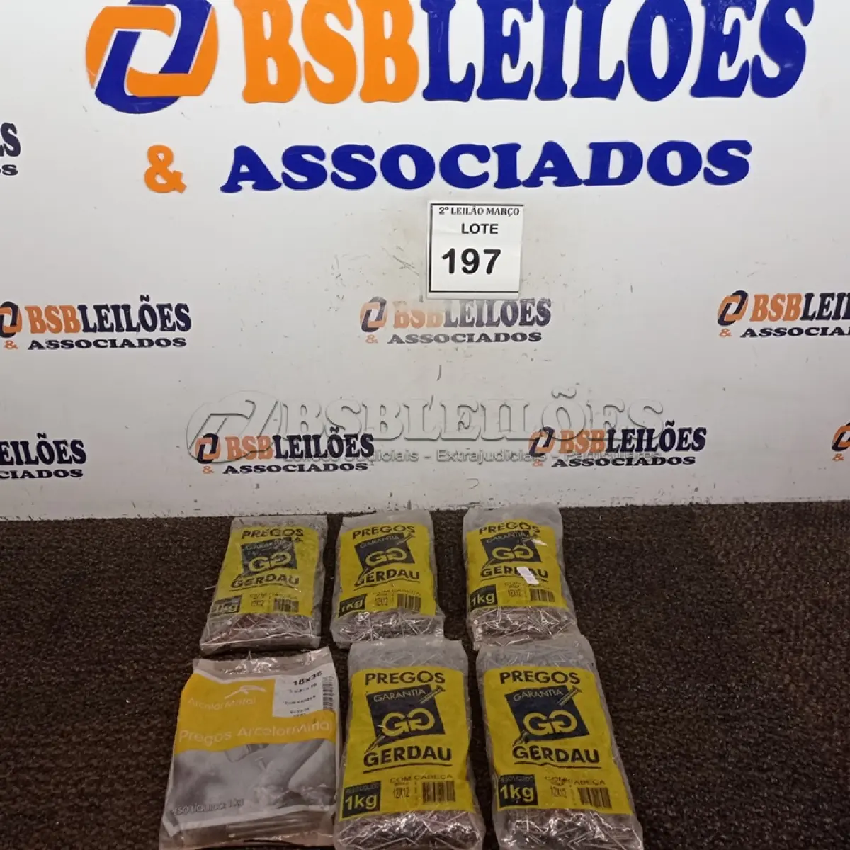 LOTE 197 - 6KG DE PREGO MARCA GERDAU. (NOVO) (NO ESTADO) ATENÇÃO! FAZER A VISITAÇÃO ANTES DE ARREMATAR, NÃO SABEMOS SE FUNCIONA. LEILÃO NÃO TEM GARANTIA E NEM DEVOLUÇÃO, SUJEITO A POSSÍVEIS AVARIAS VISÍVEIS/OCULTAS E/OU AUSÊNCIA DE COMPONENTES.