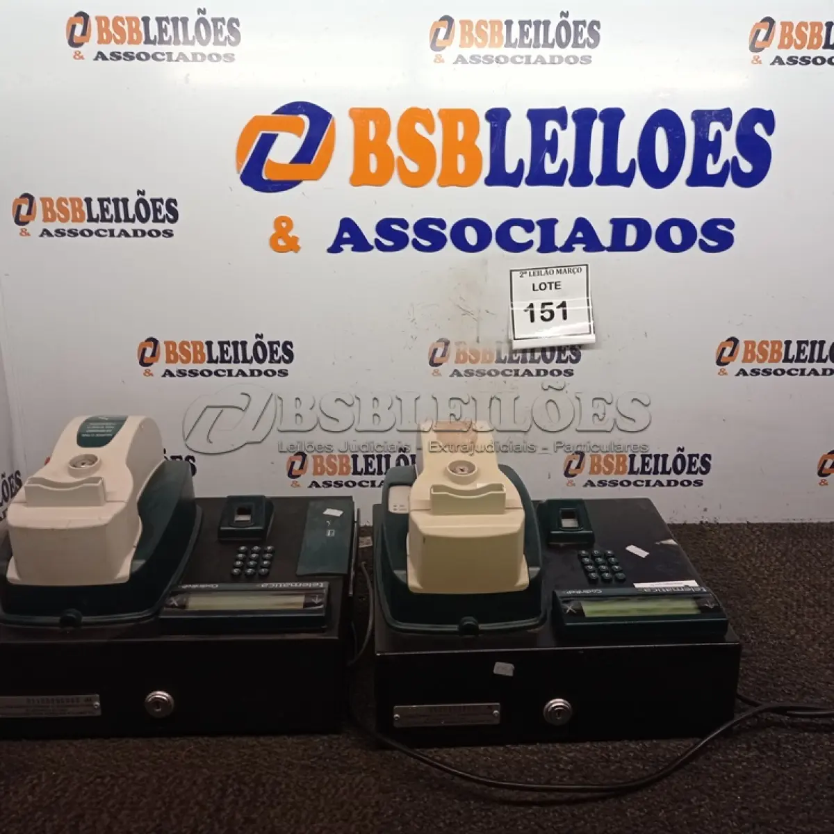 LOTE 151 - 02 RELÓGIOS DE PONTO TELEMÁTICA CODIN.  (NO ESTADO) ATENÇÃO! FAZER A VISITAÇÃO ANTES DE ARREMATAR, NÃO SABEMOS SE FUNCIONA. LEILÃO NÃO TEM GARANTIA E NEM DEVOLUÇÃO, SUJEITO A POSSÍVEIS AVARIAS VISÍVEIS/OCULTAS E/OU AUSÊNCIA DE COMPONENTES.