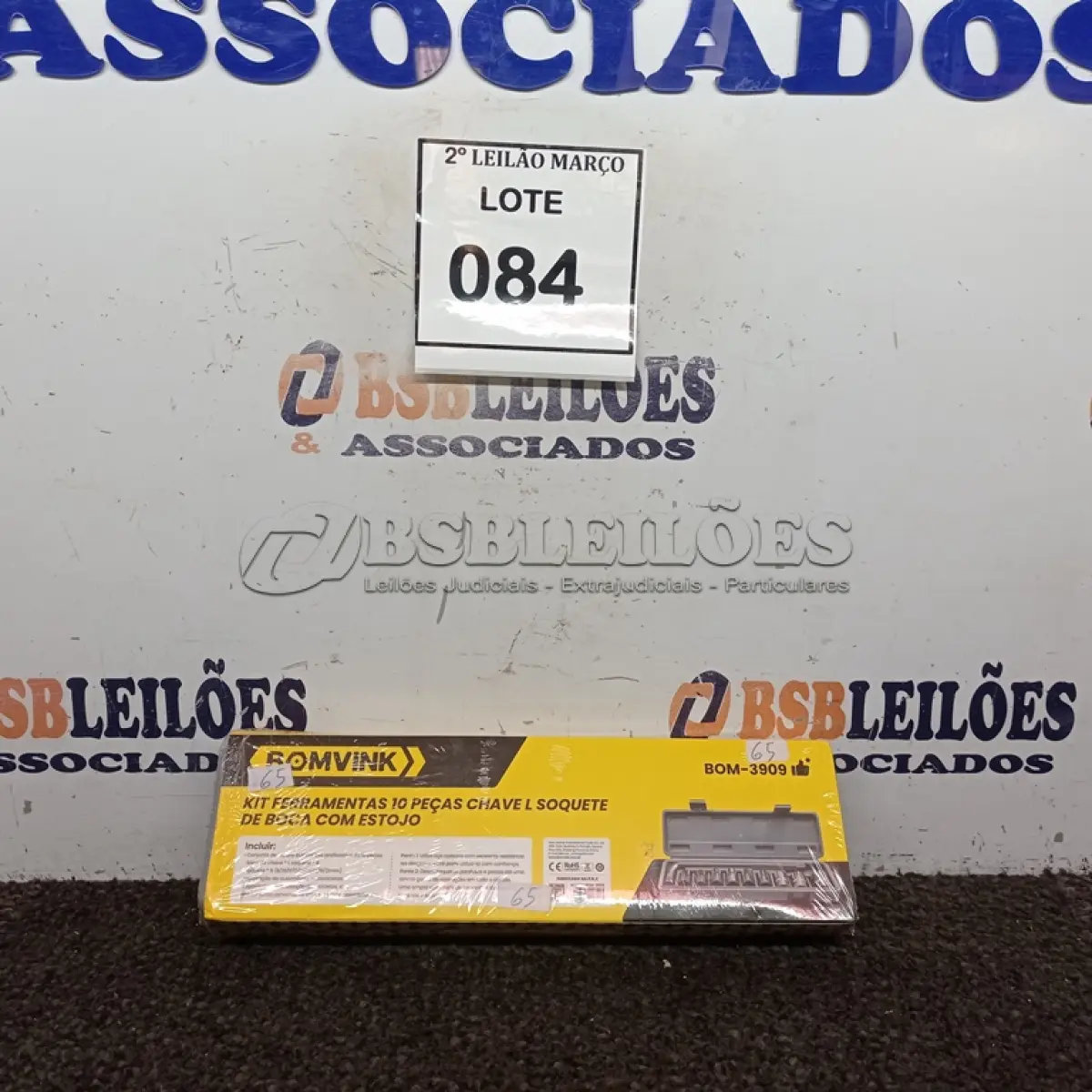 LOTE 084 - 01 JOGO DE FERRAMENTAS 10 PEÇAS CHAVE L SOQUETE DE BOCA. (NO ESTADO) ATENÇÃO! FAZER A VISITAÇÃO ANTES DE ARREMATAR, NÃO SABEMOS SE FUNCIONA. LEILÃO NÃO TEM GARANTIA E NEM DEVOLUÇÃO, SUJEITO A POSSÍVEIS AVARIAS VISÍVEIS/OCULTAS E/OU AUSÊNCIA DE COMPONENTES.