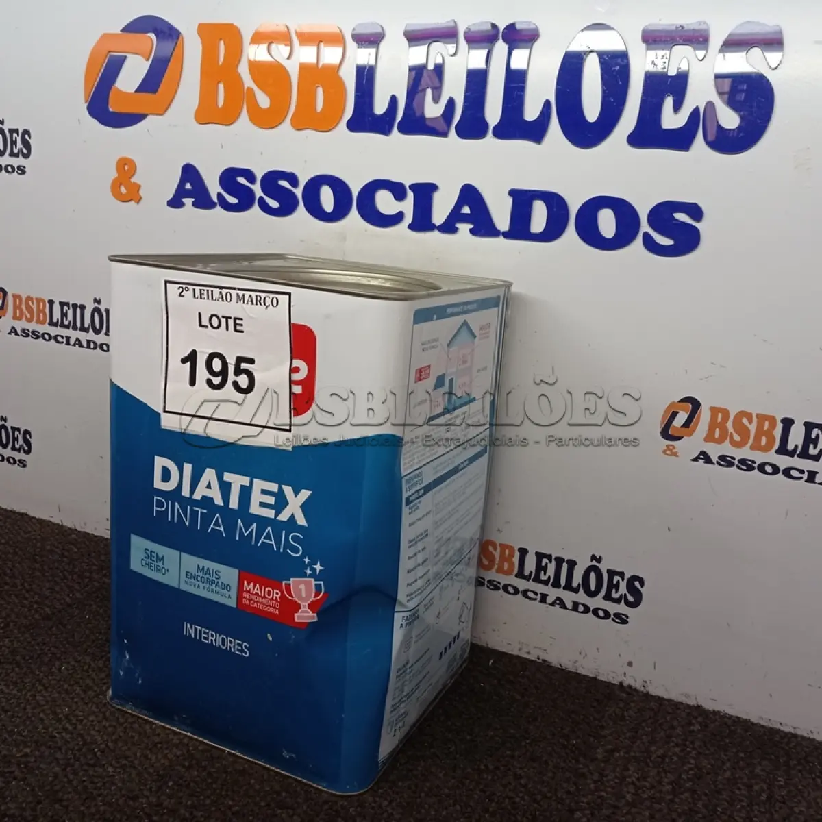 LOTE 195 - 01 LATA DE TINTA DIATEX IQUINE BASE P (NO ESTADO) ATENÇÃO! FAZER A VISITAÇÃO ANTES DE ARREMATAR, NÃO SABEMOS SE FUNCIONA. LEILÃO NÃO TEM GARANTIA E NEM DEVOLUÇÃO, SUJEITO A POSSÍVEIS AVARIAS VISÍVEIS/OCULTAS E/OU AUSÊNCIA DE COMPONENTES.