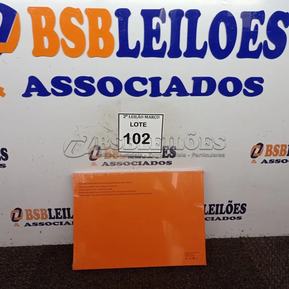 LOTE 102 - 01 SMART WATCH LAXASFIT 7 EM 1. (NO ESTADO) ATENÇÃO! FAZER A VISITAÇÃO ANTES DE ARREMATAR, NÃO SABEMOS SE FUNCIONA. LEILÃO NÃO TEM GARANTIA E NEM DEVOLUÇÃO, SUJEITO A POSSÍVEIS AVARIAS VISÍVEIS/OCULTAS E/OU AUSÊNCIA DE COMPONENTES.