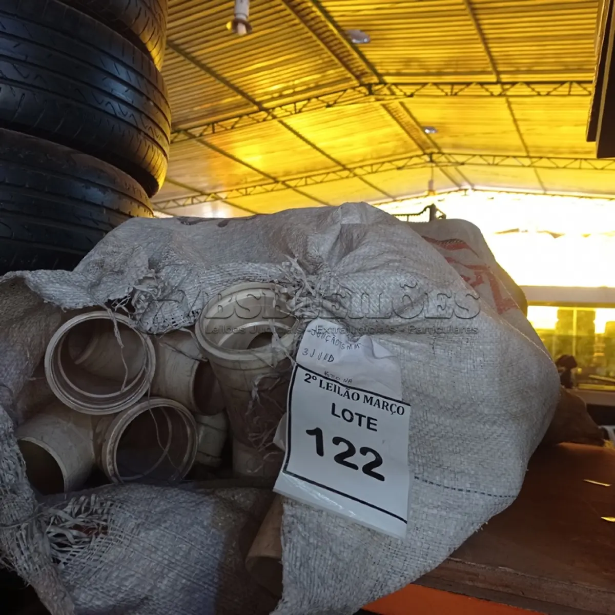 LOTE 122 - 01 LOTE COM JUNÇÃO DE 75MM (NO ESTADO) ATENÇÃO! FAZER A VISITAÇÃO ANTES DE ARREMATAR, NÃO SABEMOS SE FUNCIONA. LEILÃO NÃO TEM GARANTIA E NEM DEVOLUÇÃO, SUJEITO A POSSÍVEIS AVARIAS VISÍVEIS/OCULTAS E/OU AUSÊNCIA DE COMPONENTES.