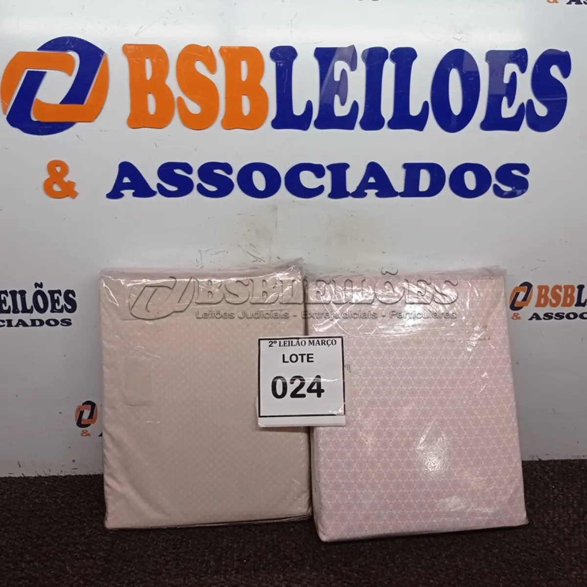 LOTE 024 - 02 JOGOS DE CAMA QUEEN MICRO PERCAL LENÇOL COM ELÁSTICO 1,58M X 1,98M X0,45M DE ALTURA E 02 FRONHAS 0,50M X 0,70M.  (NO ESTADO) ATENÇÃO! FAZER A VISITAÇÃO ANTES DE ARREMATAR, NÃO SABEMOS SE FUNCIONA. LEILÃO NÃO TEM GARANTIA E NEM DEVOLUÇÃO, SUJEITO A POSSÍVEIS AVARIAS VISÍVEIS/OCULTAS E/OU AUSÊNCIA DE COMPONENTES.