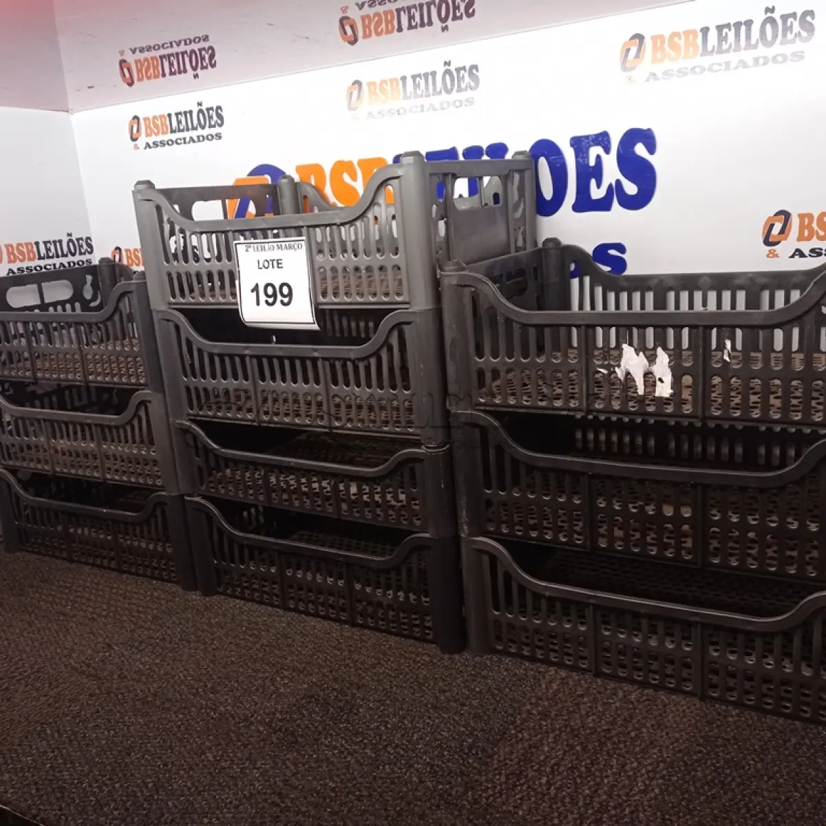LOTE 199 - 10 CESTOS ORGANIZADORES EM PLÁSTICO. (NO ESTADO) ATENÇÃO! FAZER A VISITAÇÃO ANTES DE ARREMATAR, NÃO SABEMOS SE FUNCIONA. LEILÃO NÃO TEM GARANTIA E NEM DEVOLUÇÃO, SUJEITO A POSSÍVEIS AVARIAS VISÍVEIS/OCULTAS E/OU AUSÊNCIA DE COMPONENTES.