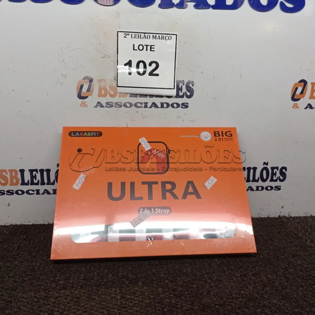 LOTE 102 - 01 SMART WATCH LAXASFIT 7 EM 1. (NO ESTADO) ATENÇÃO! FAZER A VISITAÇÃO ANTES DE ARREMATAR, NÃO SABEMOS SE FUNCIONA. LEILÃO NÃO TEM GARANTIA E NEM DEVOLUÇÃO, SUJEITO A POSSÍVEIS AVARIAS VISÍVEIS/OCULTAS E/OU AUSÊNCIA DE COMPONENTES.