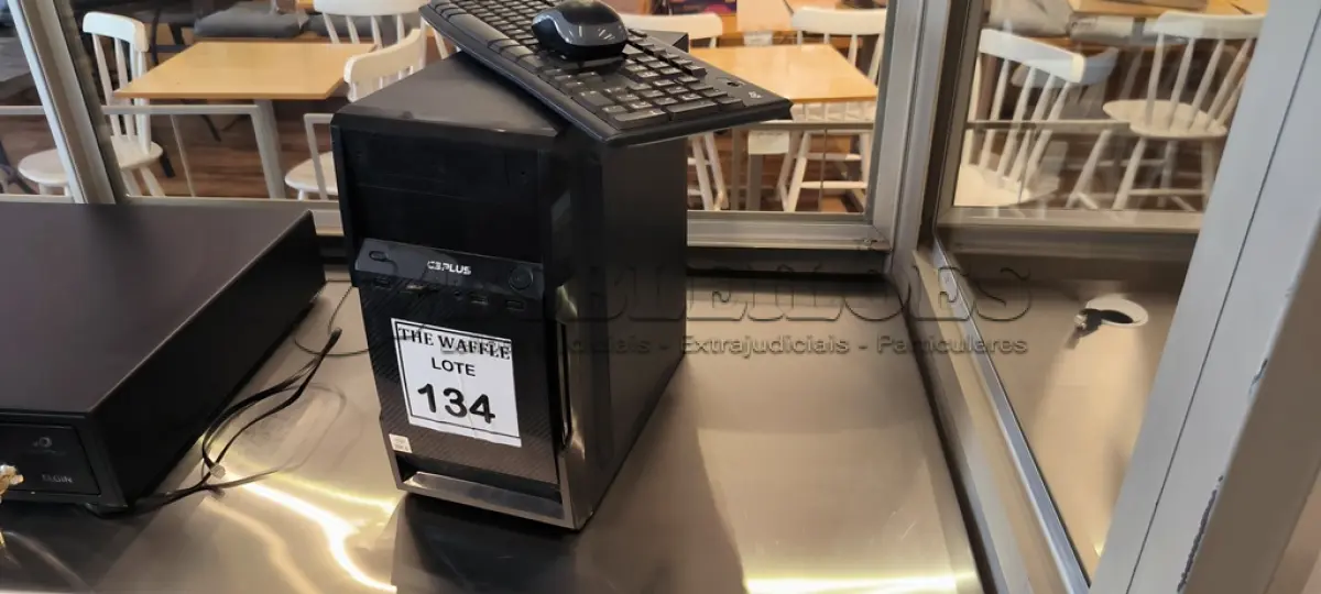 LOTE 134 - 01 CPU CORE I5 COM TECLADO E MOUSE. (NO ESTADO) ATENÇÃO! FAZER A VISITAÇÃO ANTES DE ARREMATAR, NÃO SABEMOS SE FUNCIONA. LEILÃO NÃO TEM GARANTIA E NEM DEVOLUÇÃO, SUJEITO A POSSÍVEIS AVARIAS VISÍVEIS/OCULTAS E/OU AUSÊNCIA DE COMPONENTES.