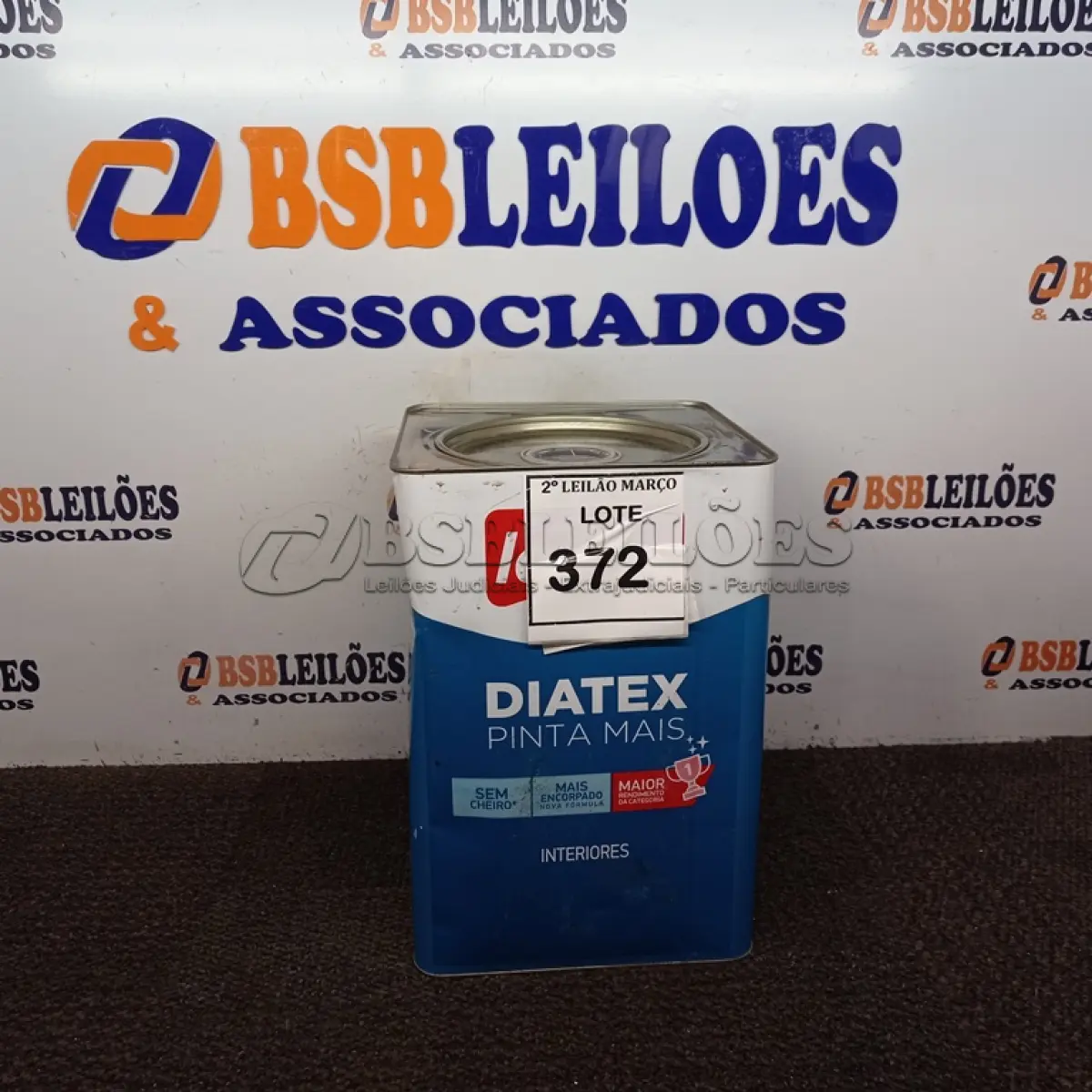 LOTE 372 - 01 LATA DE TINTA IQUINE DIATEX BASE ACRÍLICO FOSCO 18 L. (NO ESTADO) ATENÇÃO! FAZER A VISITAÇÃO ANTES DE ARREMATAR, NÃO SABEMOS SE FUNCIONA. LEILÃO NÃO TEM GARANTIA E NEM DEVOLUÇÃO, SUJEITO A POSSÍVEIS AVARIAS VISÍVEIS/OCULTAS E/OU AUSÊNCIA DE COMPONENTES.