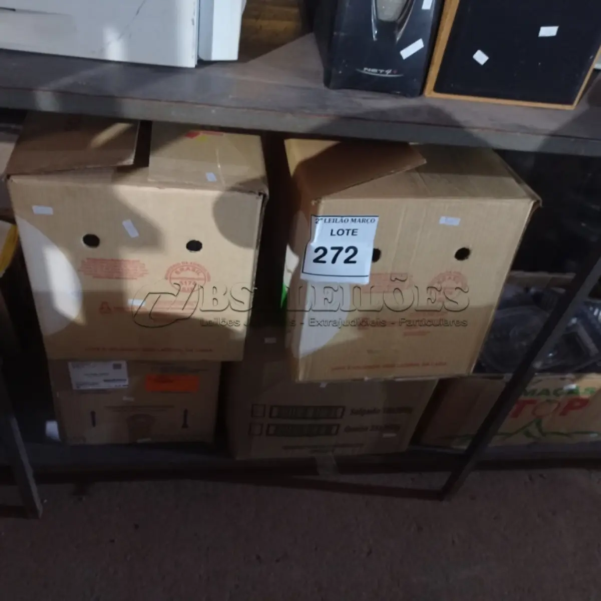 LOTE 272 - 01 LOTE COM CAPAS PARA DVDS. (NO ESTADO) ATENÇÃO! FAZER A VISITAÇÃO ANTES DE ARREMATAR, NÃO SABEMOS SE FUNCIONA. LEILÃO NÃO TEM GARANTIA E NEM DEVOLUÇÃO, SUJEITO A POSSÍVEIS AVARIAS VISÍVEIS/OCULTAS E/OU AUSÊNCIA DE COMPONENTES.