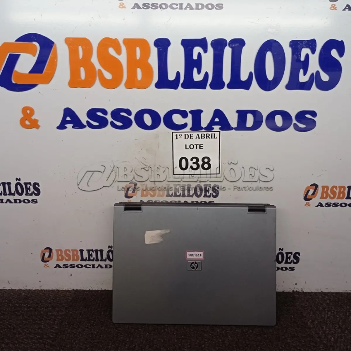 LOTE 038 - 01 NOTEBOOK HP. (NO ESTADO) ATENÇÃO! FAZER A VISITAÇÃO ANTES DE ARREMATAR, NÃO SABEMOS SE FUNCIONA. LEILÃO NÃO TEM GARANTIA E NEM DEVOLUÇÃO, SUJEITO A POSSÍVEIS AVARIAS VISÍVEIS/OCULTAS E/OU AUSÊNCIA DE COMPONENTES.